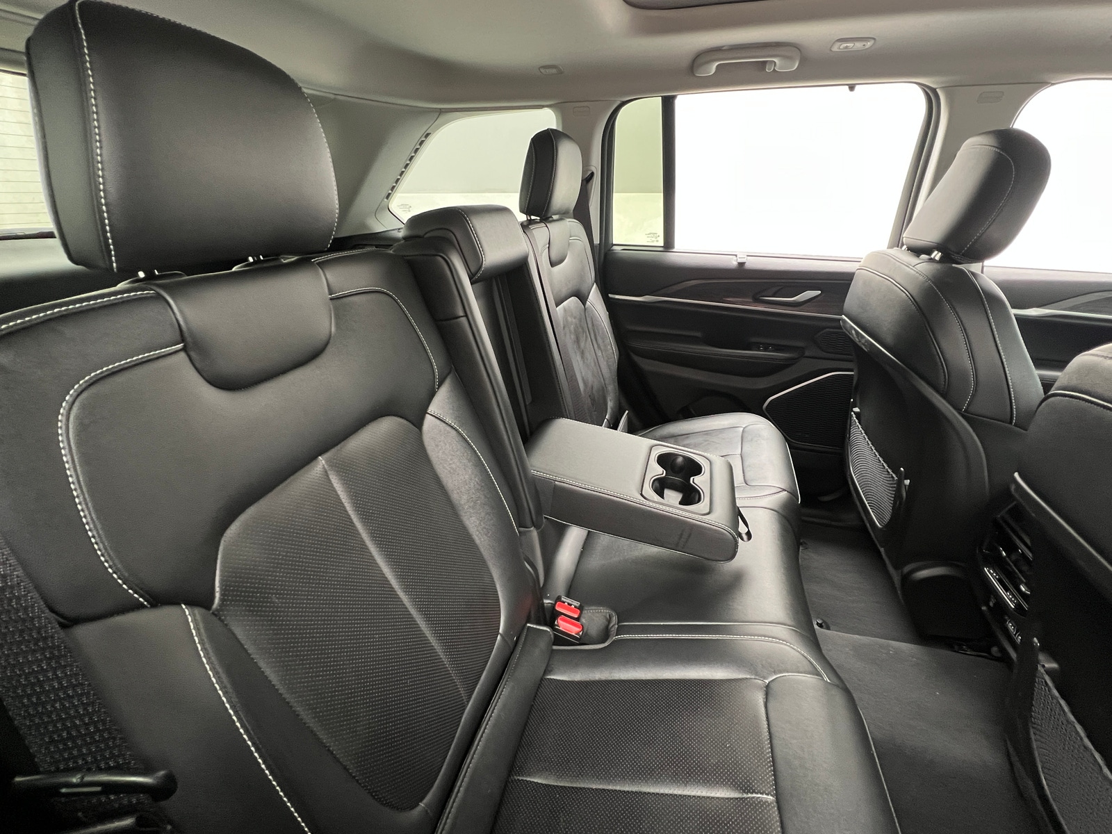 Thumbnail: 2023 Jeep Grand Cherokee - 5