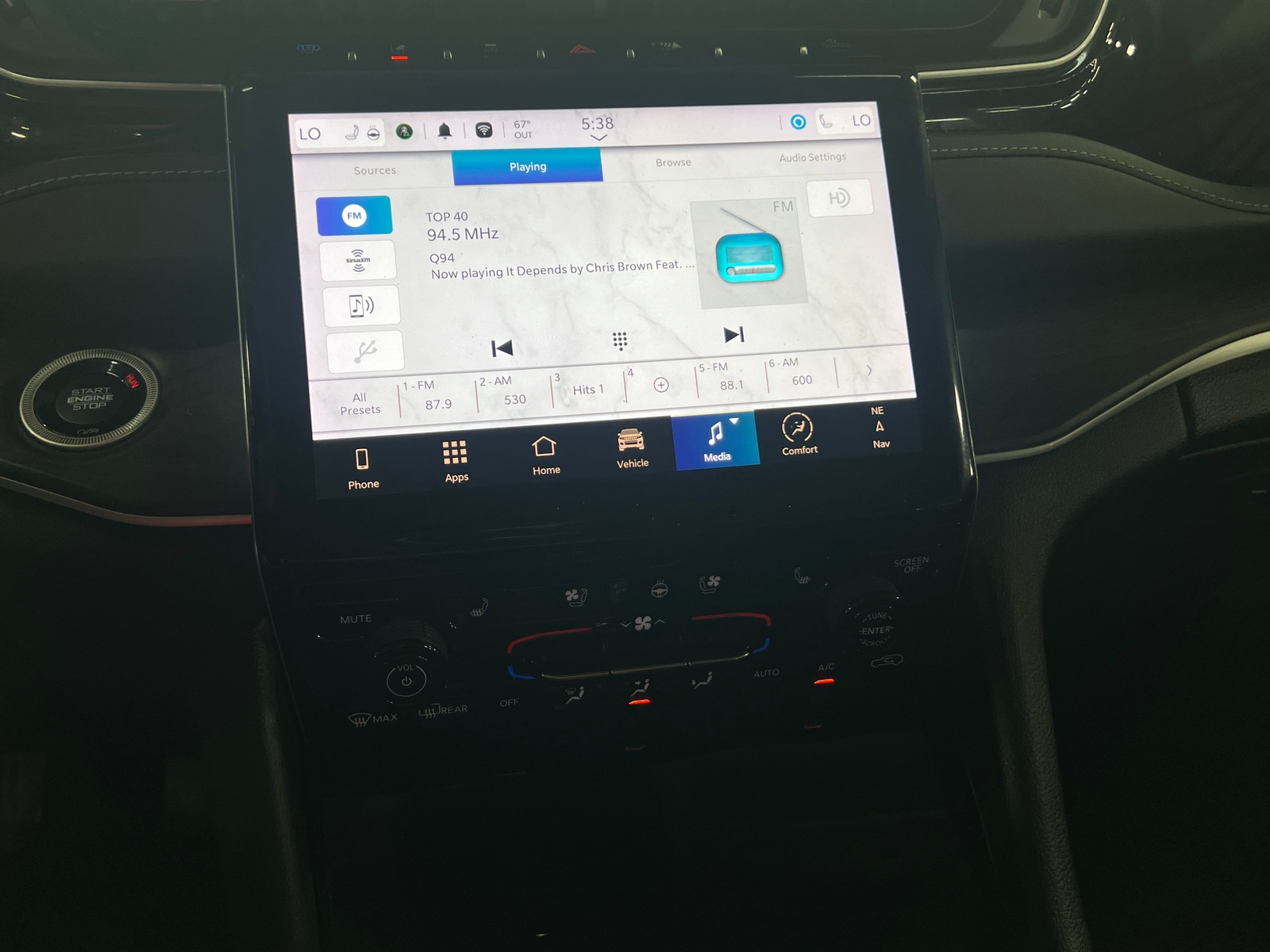 Thumbnail: 2023 Jeep Grand Cherokee - 3