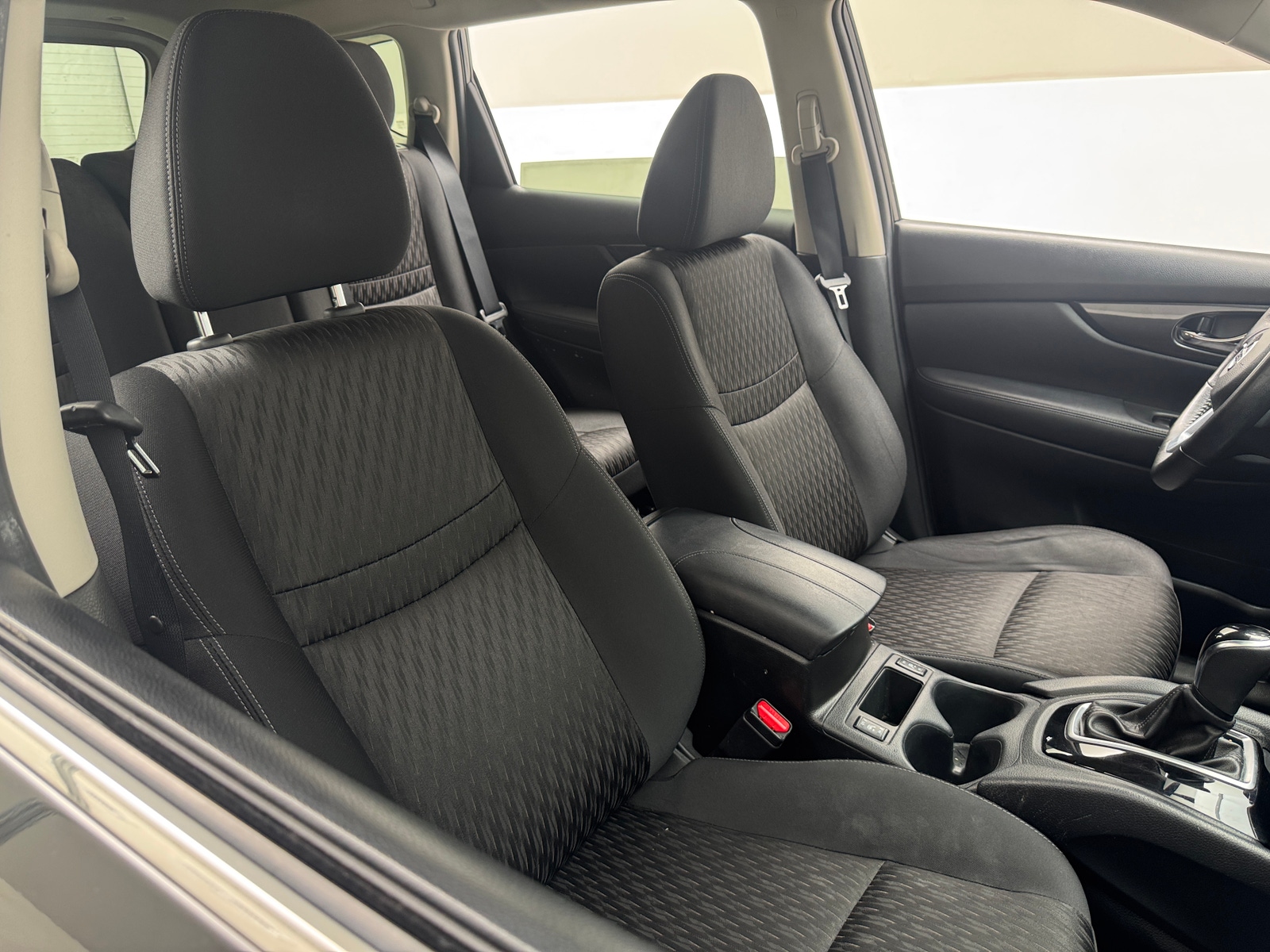 Thumbnail: 2018 Nissan Rogue - 2