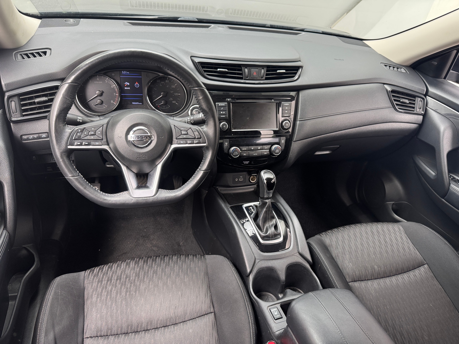 Thumbnail: 2018 Nissan Rogue - 3