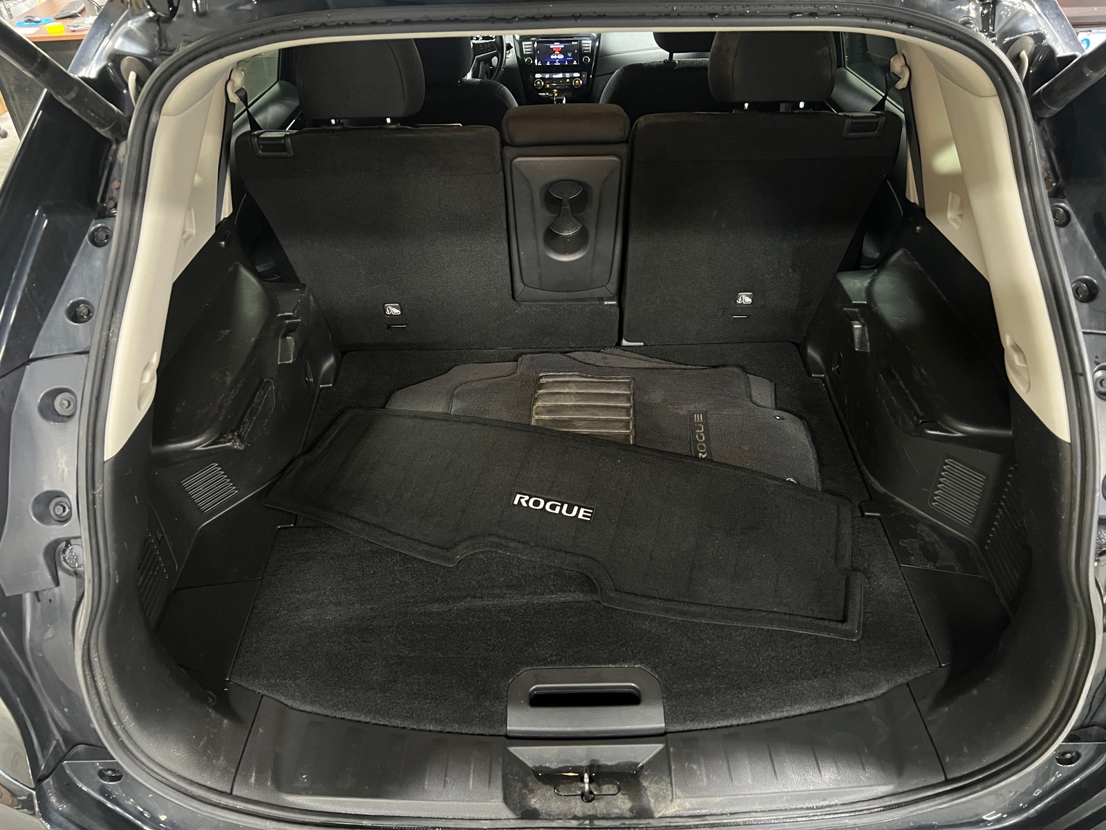 Thumbnail: 2018 Nissan Rogue - 7