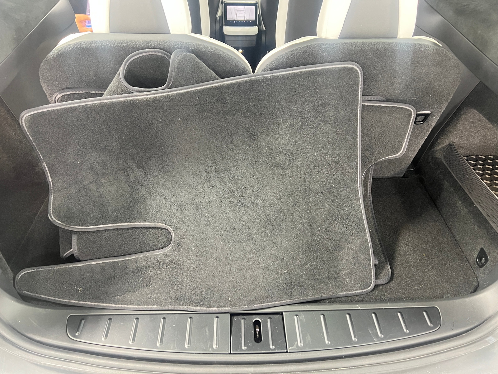 Thumbnail: 2022 Tesla Model X - 6