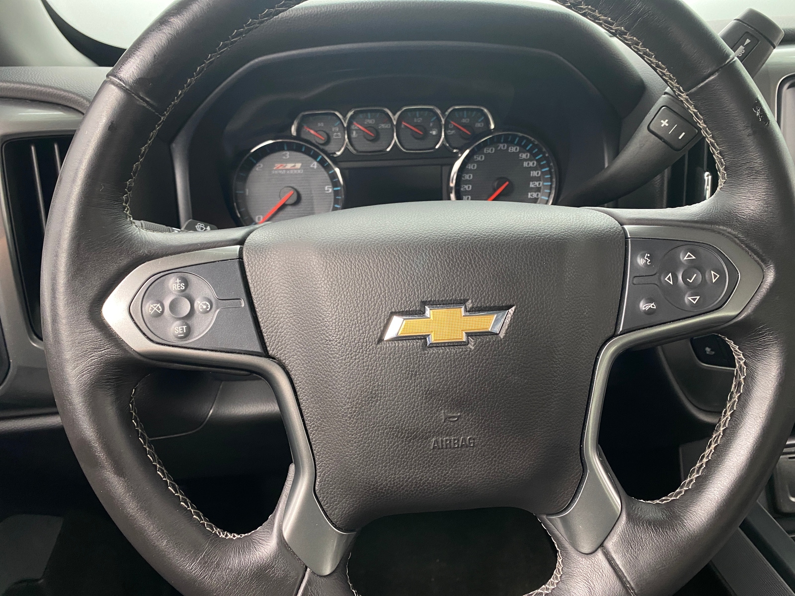 Thumbnail: 2017 Chevrolet Silverado 1500 - 5