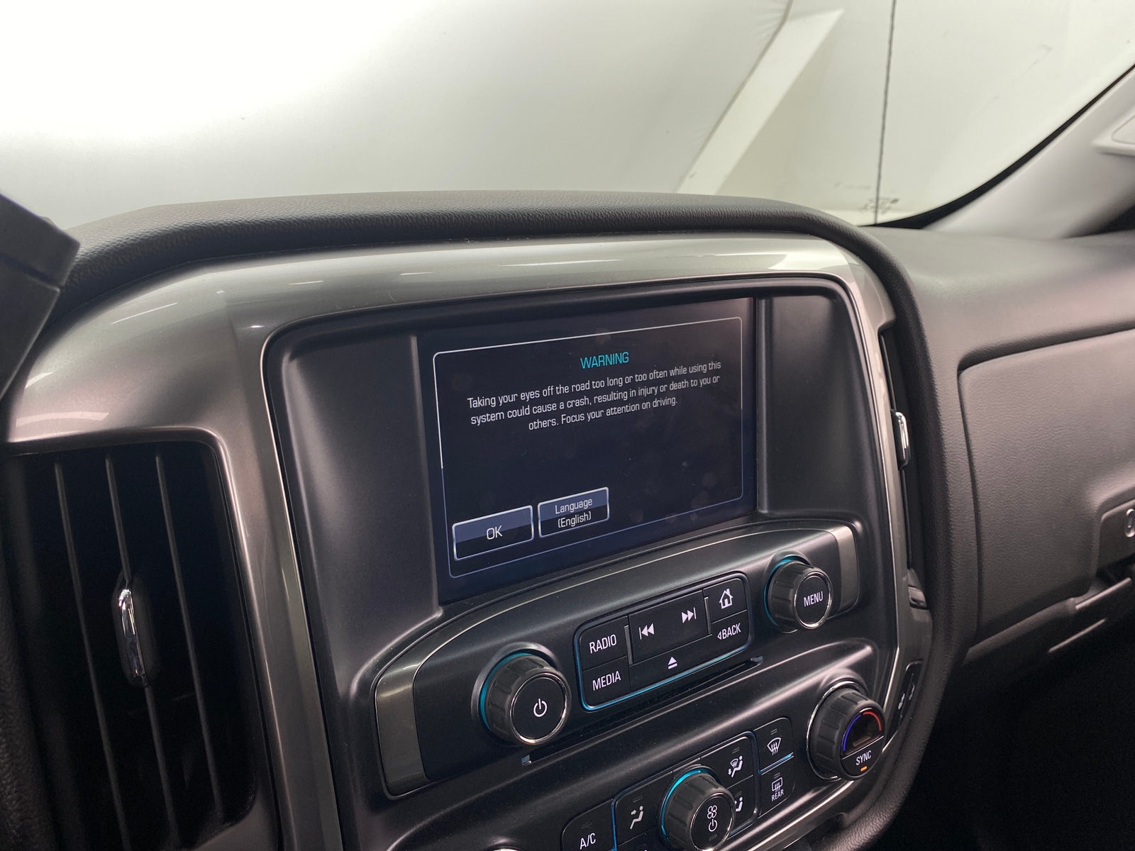 Thumbnail: 2017 Chevrolet Silverado 1500 - 4