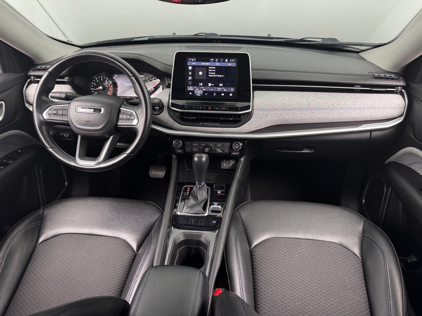 Thumbnail: 2022 Jeep Compass - 3