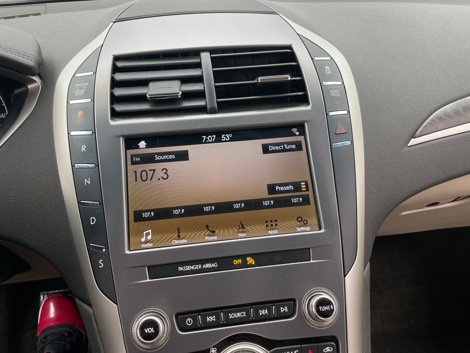 Thumbnail: 2019 Lincoln MKZ - 3