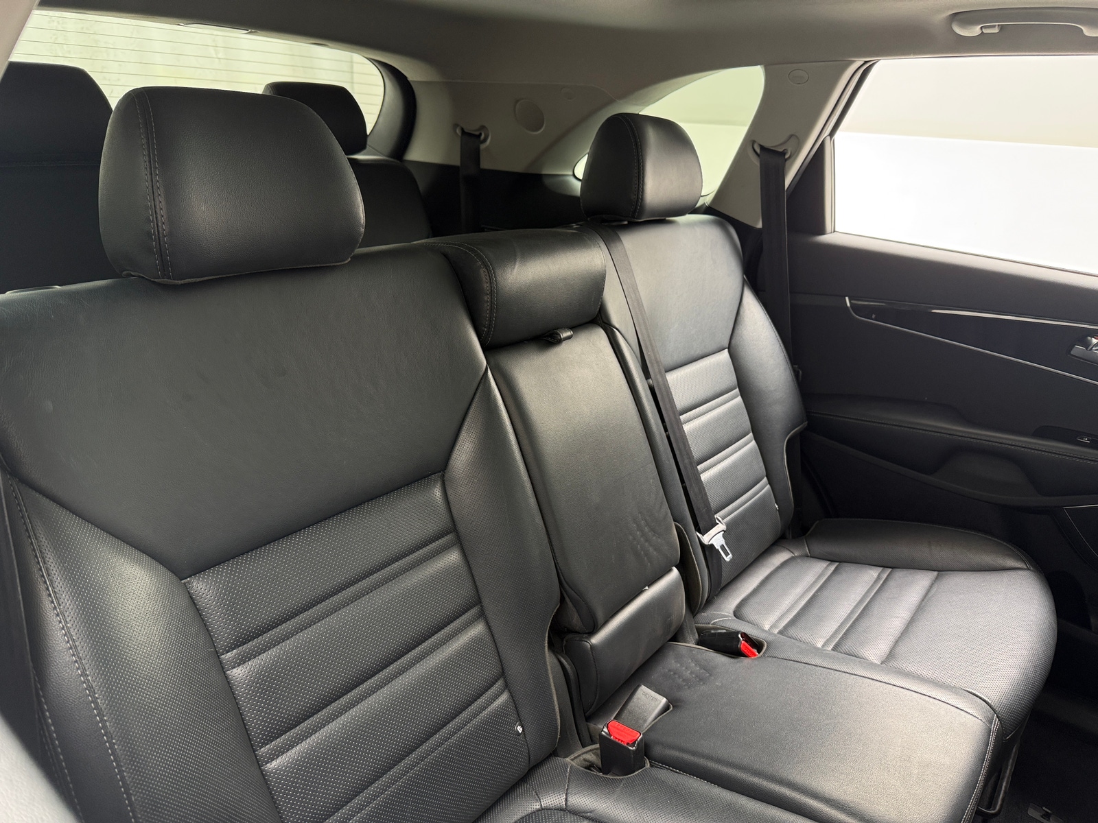 Thumbnail: 2020 Kia Sorento - 5