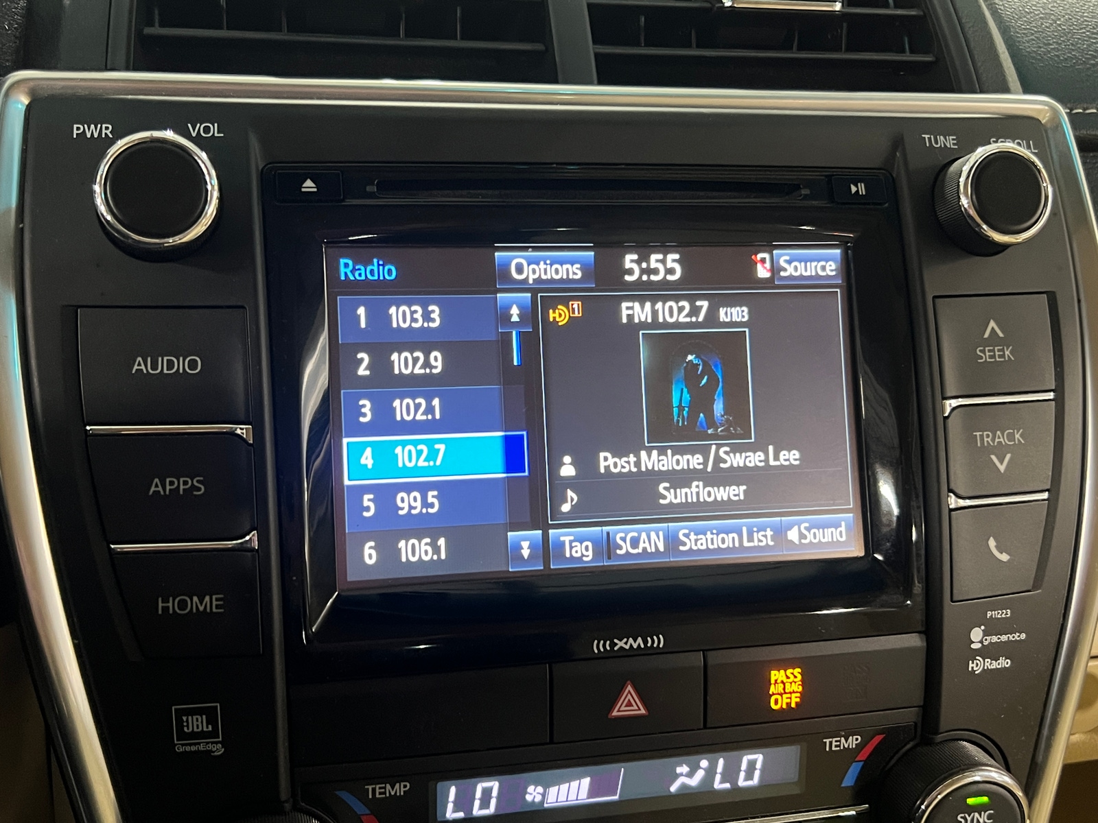 Thumbnail: 2017 Toyota Camry - 3