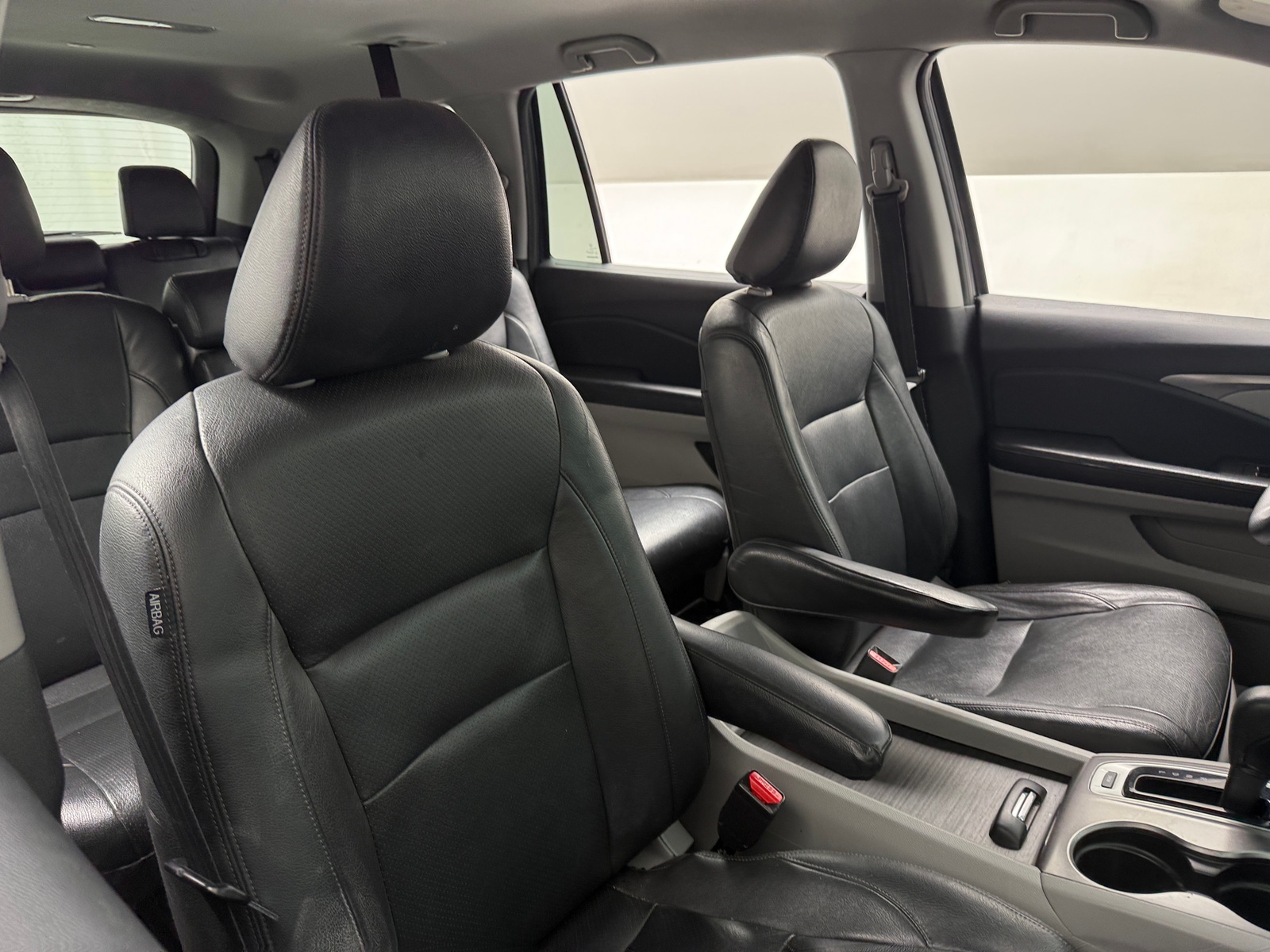 Thumbnail: 2016 Honda Pilot - 2