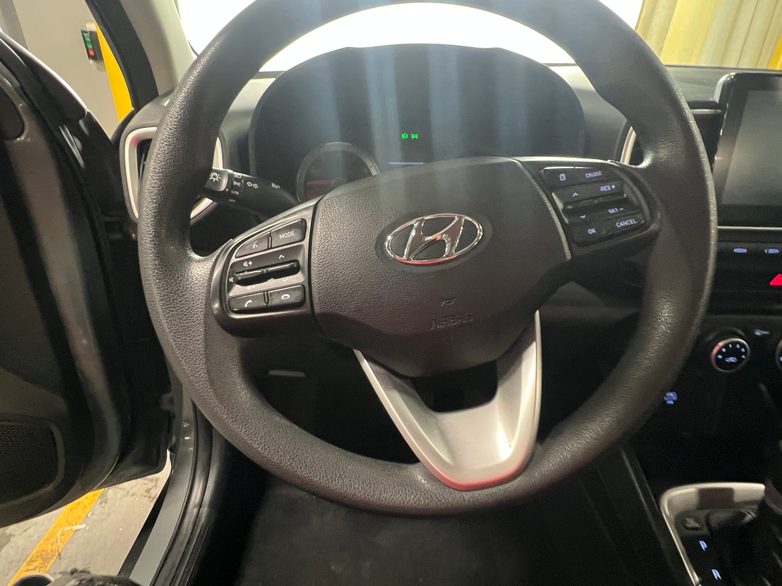 Thumbnail: 2021 Hyundai Venue - 5