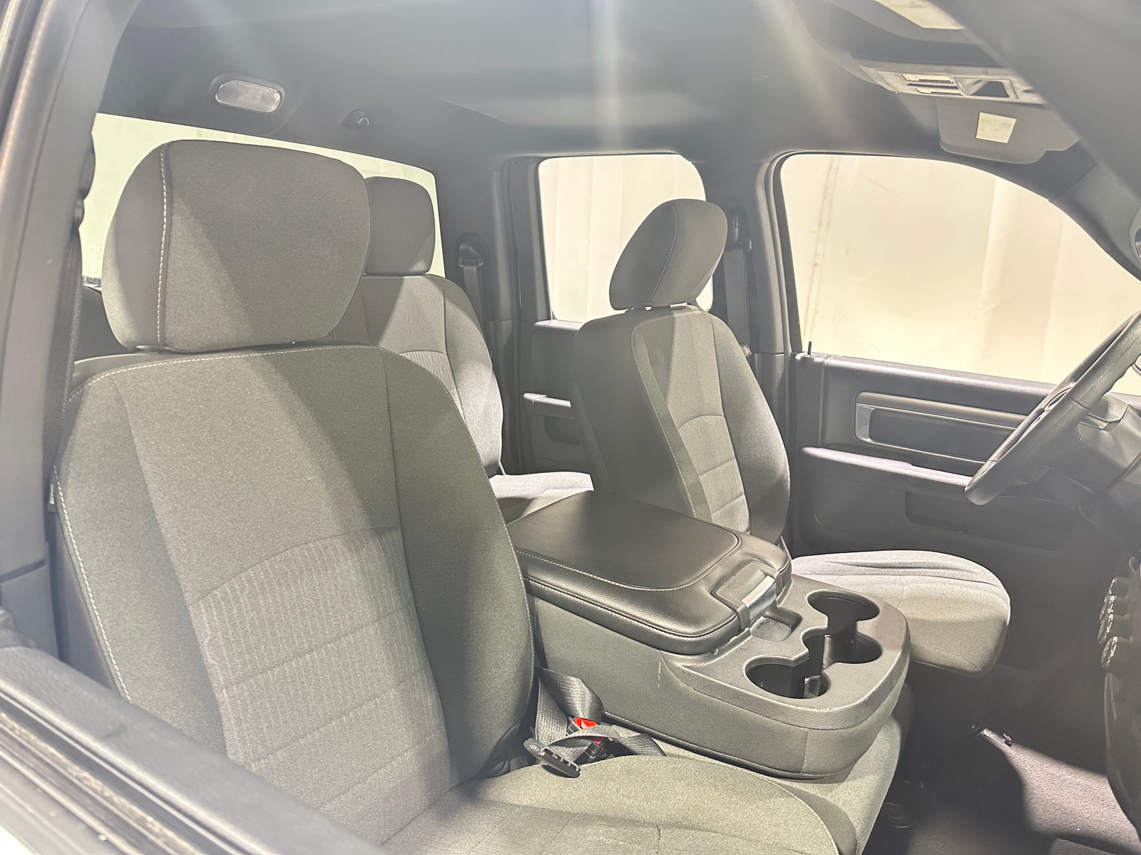 Thumbnail: 2022 RAM 1500 Classic - 2