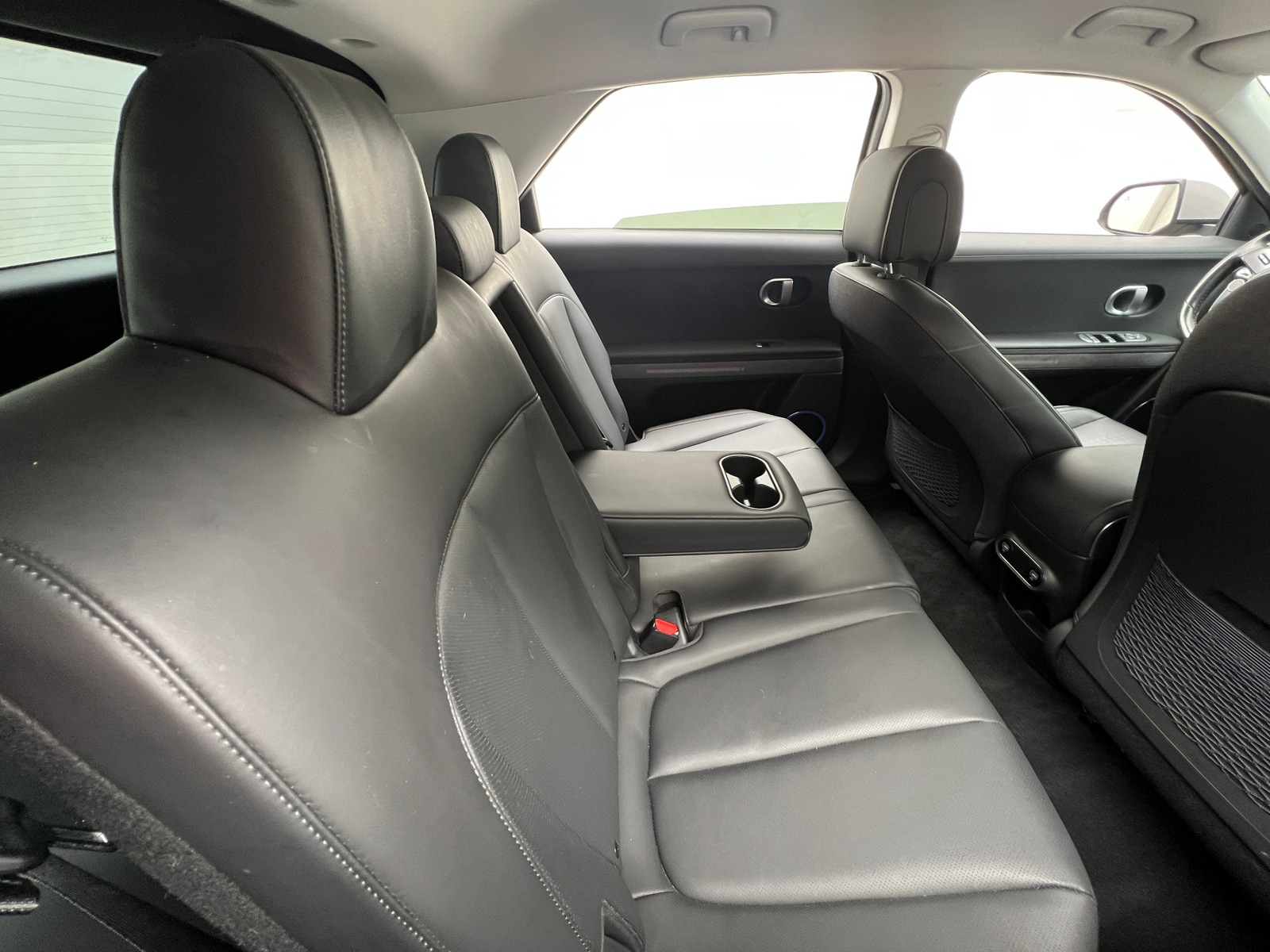 Thumbnail: 2023 Hyundai Ioniq 5 - 6