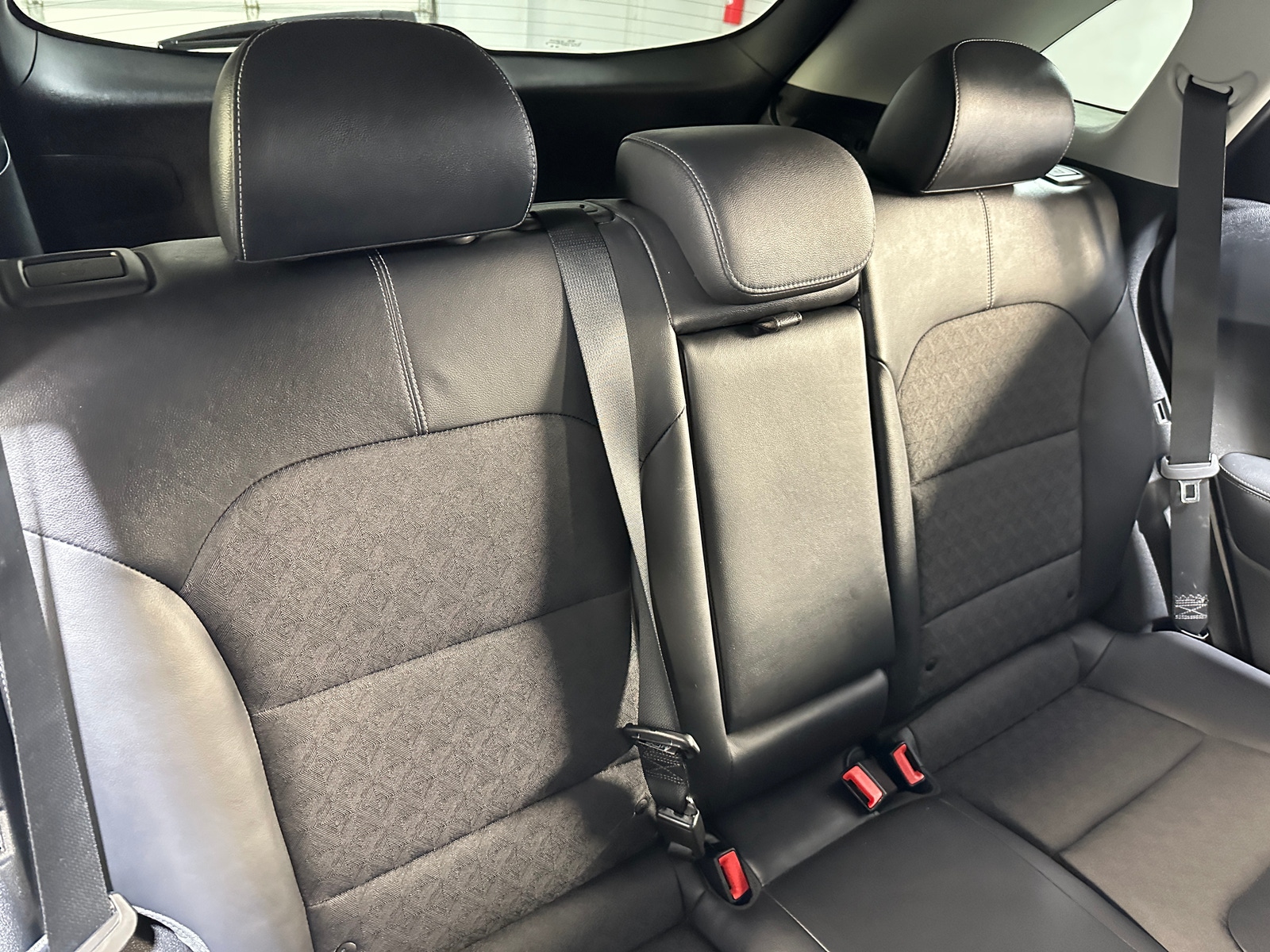 Thumbnail: 2017 Kia Niro - 6