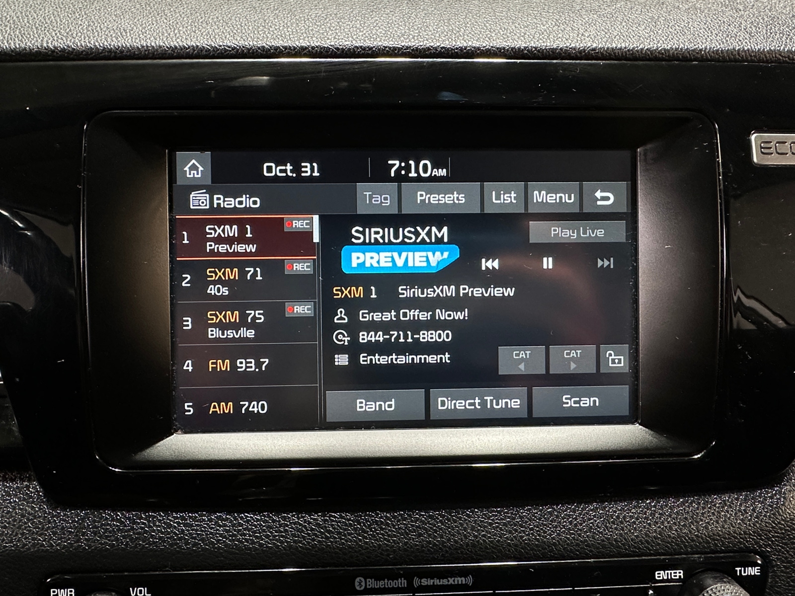 Thumbnail: 2017 Kia Niro - 4