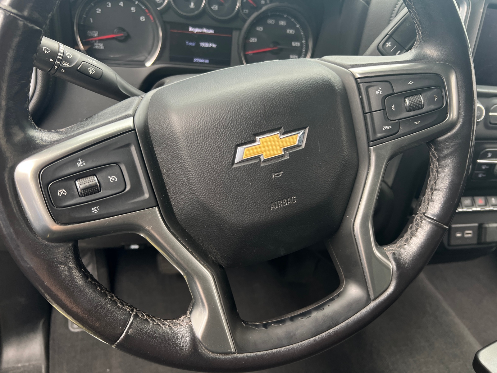 Thumbnail: 2022 Chevrolet Silverado 1500 - 5