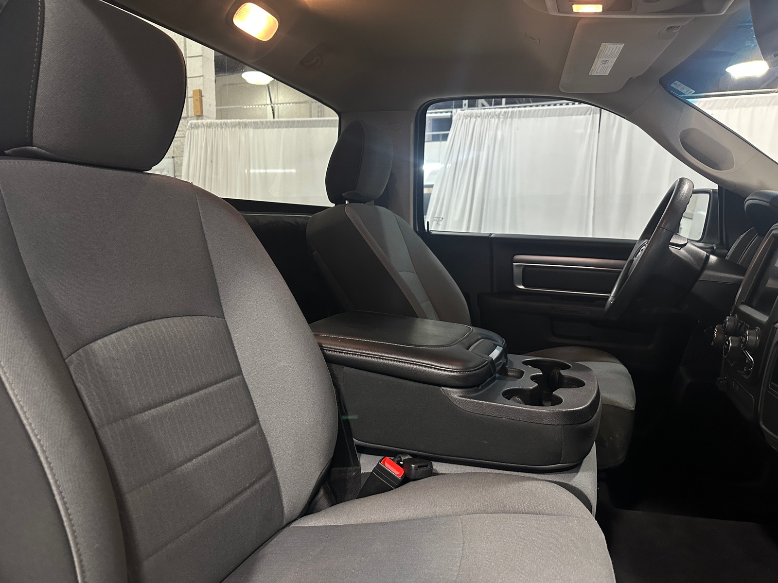 Thumbnail: 2021 RAM 1500 Classic - 2