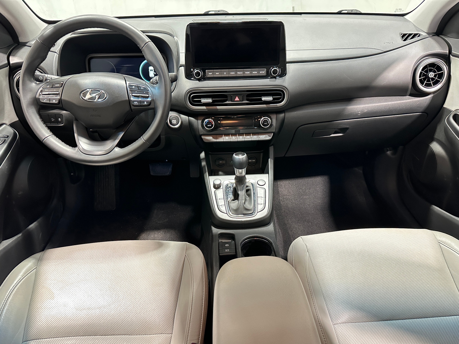 Thumbnail: 2022 Hyundai Kona - 2