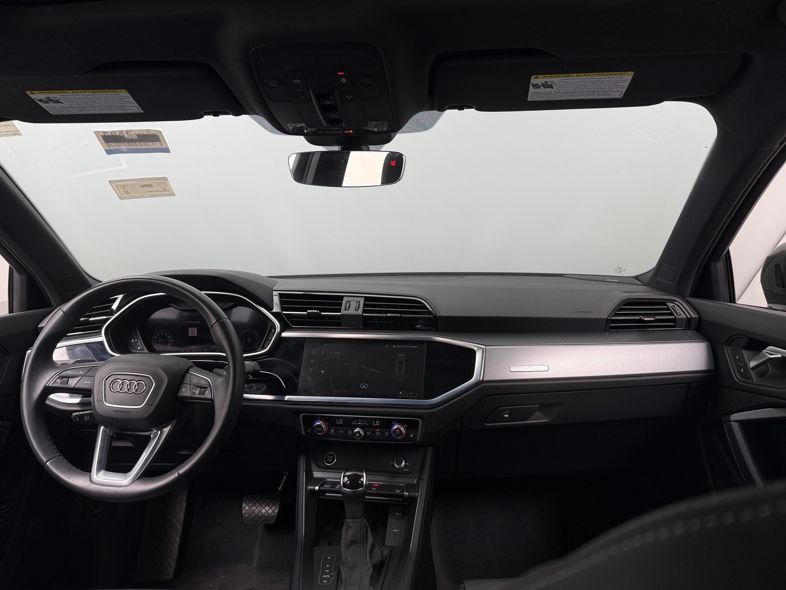 Thumbnail: 2023 Audi Q3 - 2