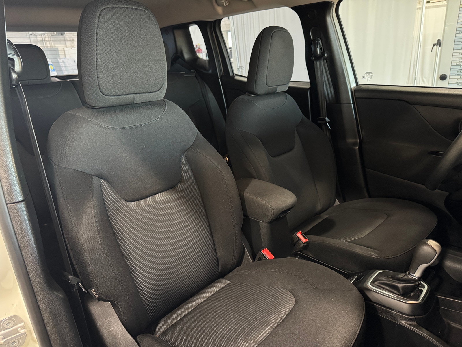 Thumbnail: 2019 Jeep Renegade - 2