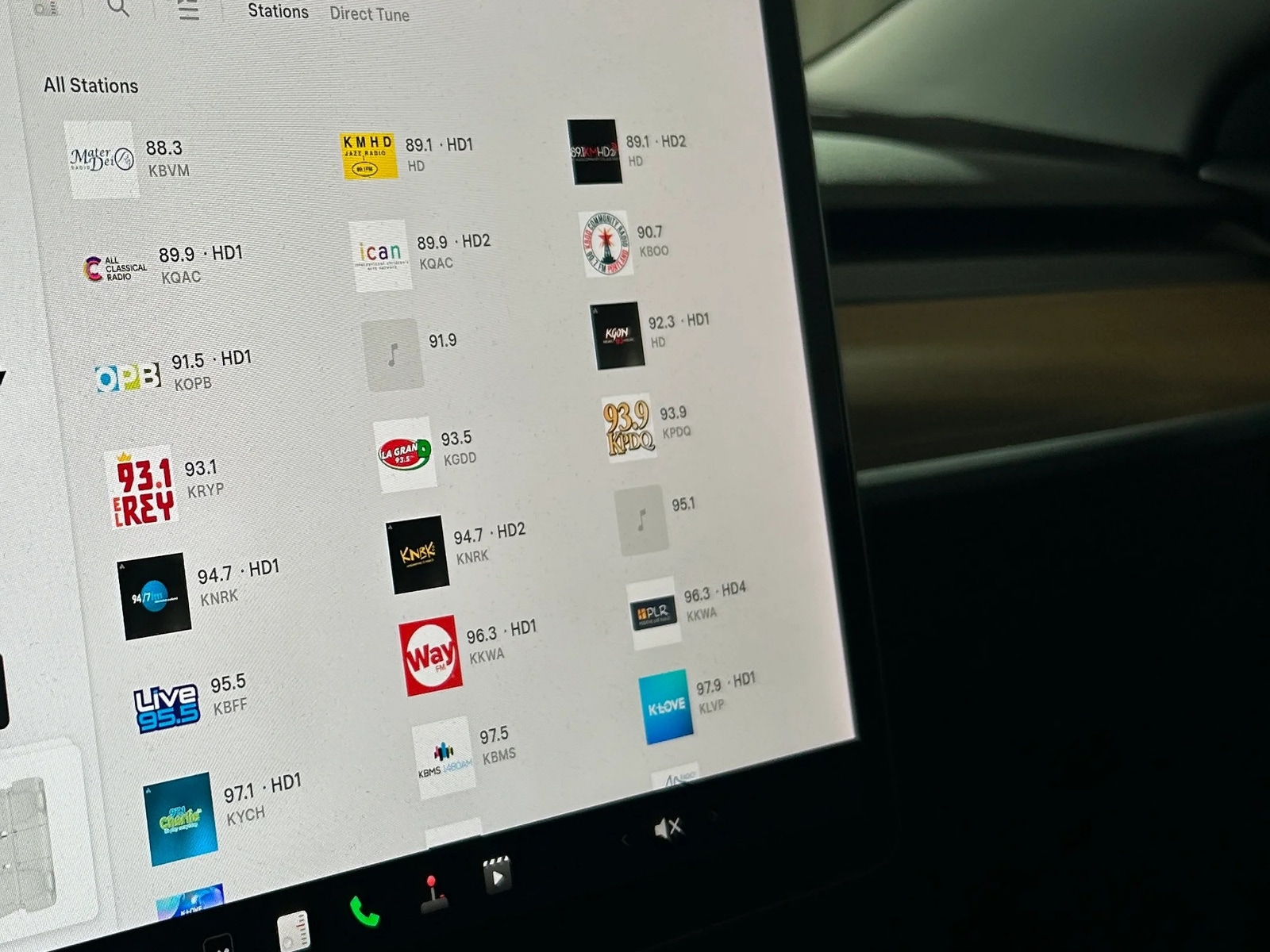 Thumbnail: 2020 Tesla Model 3 - 3