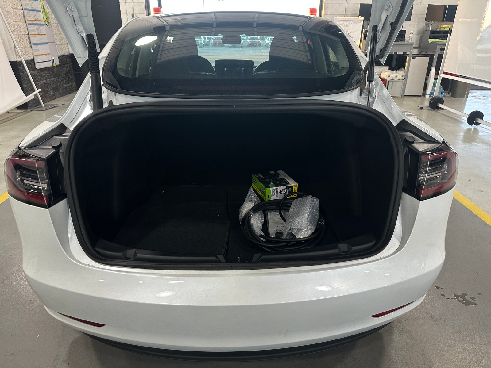 Thumbnail: 2023 Tesla Model 3 - 5