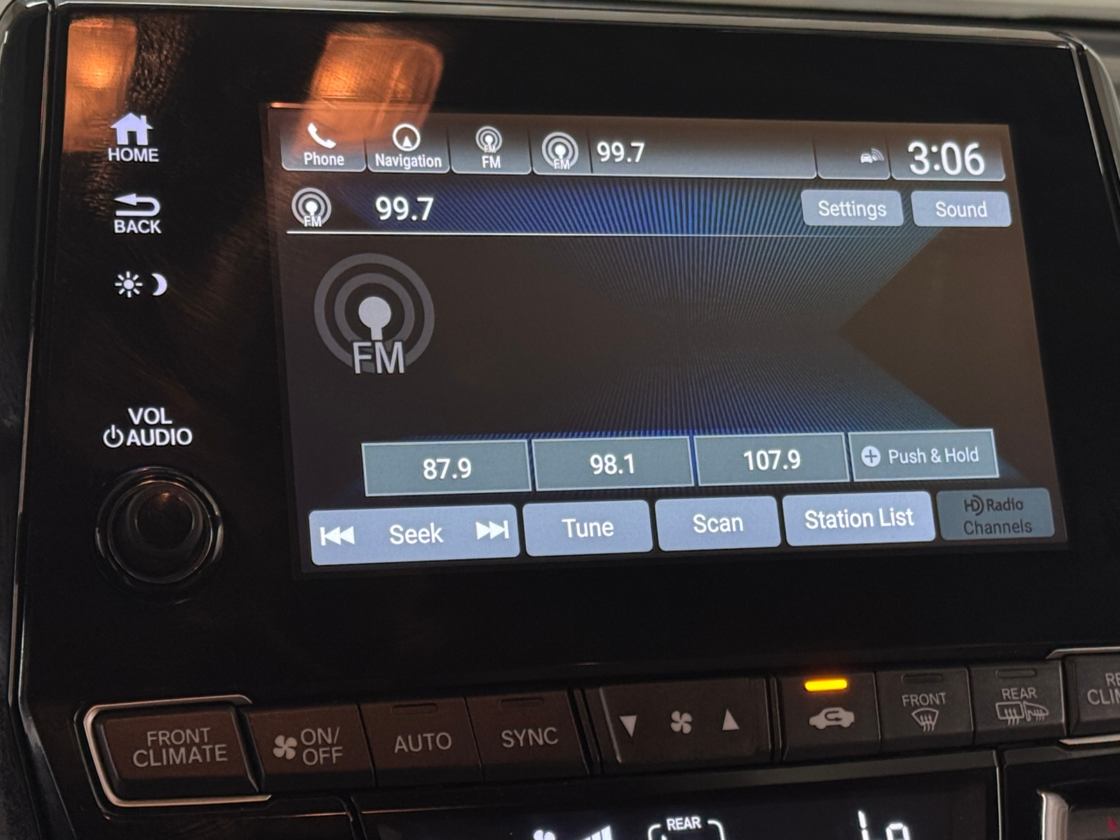 Thumbnail: 2019 Honda Odyssey - 3