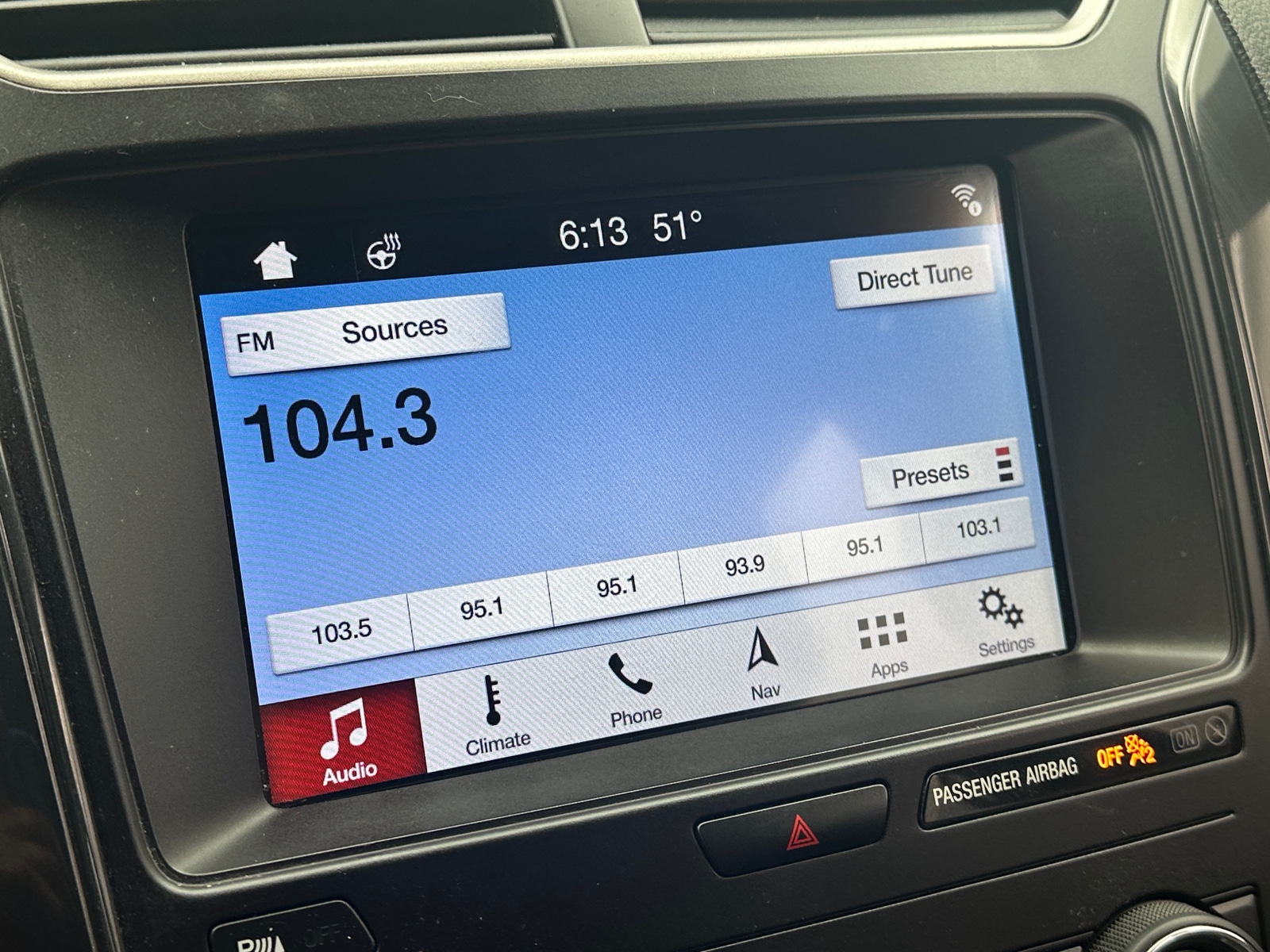 Thumbnail: 2019 Ford Explorer - 4