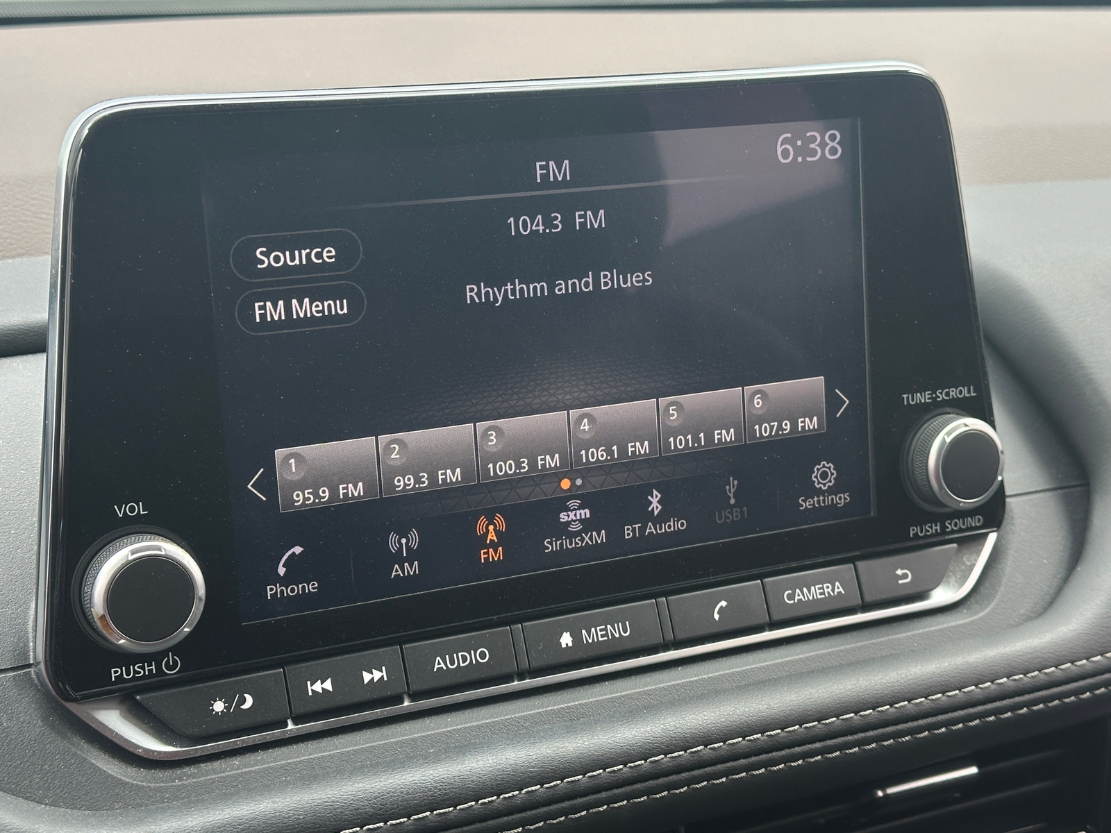 Thumbnail: 2023 Nissan Rogue - 4