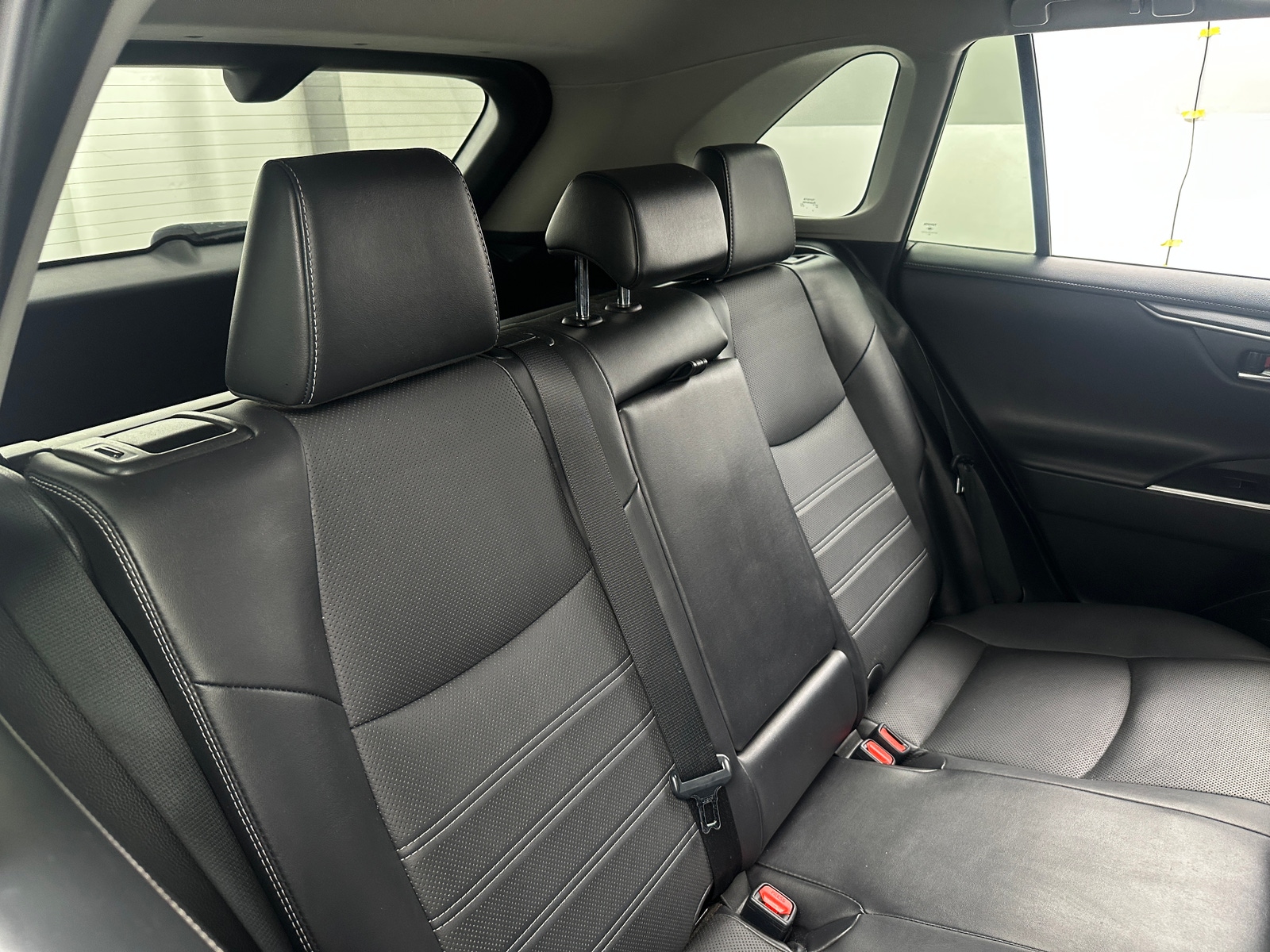 Thumbnail: 2022 Toyota RAV4 - 5