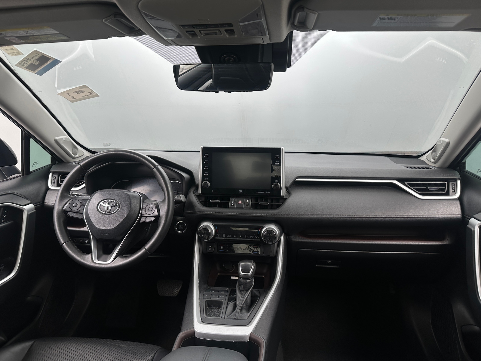 Thumbnail: 2022 Toyota RAV4 - 2