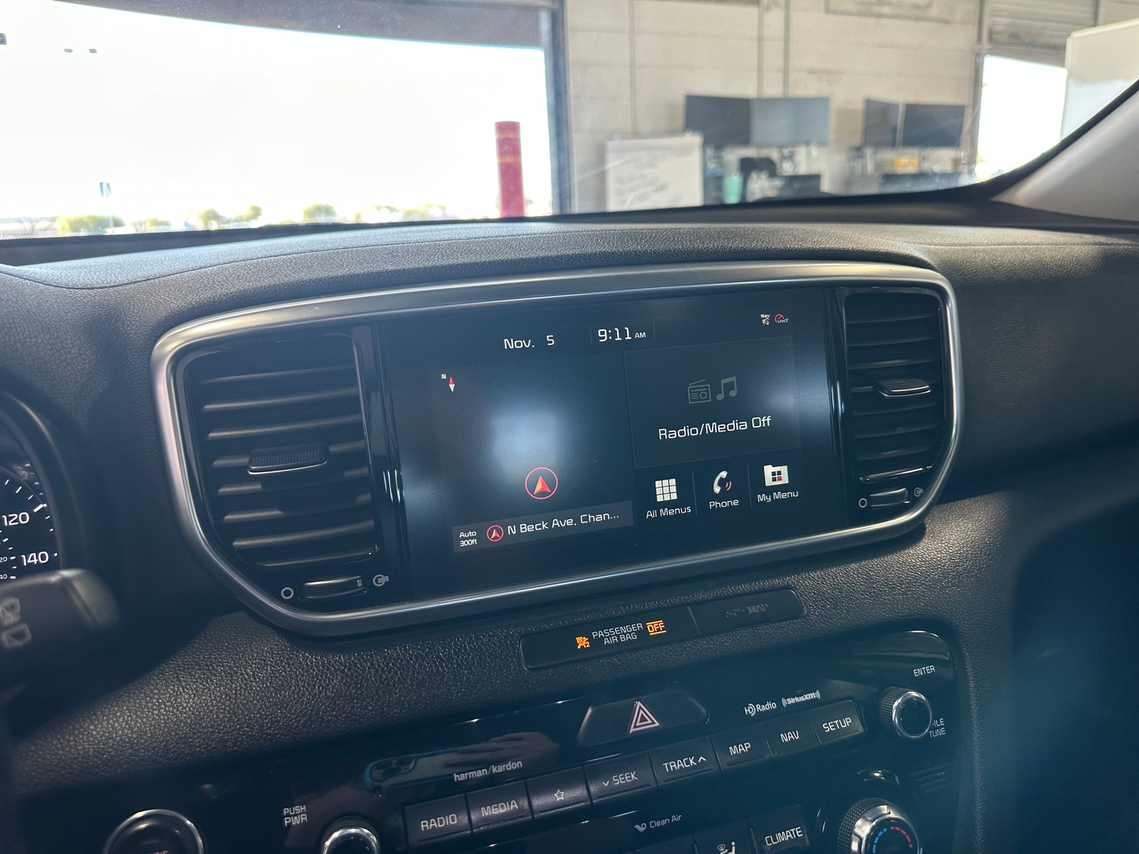 Thumbnail: 2021 Kia Sportage - 3