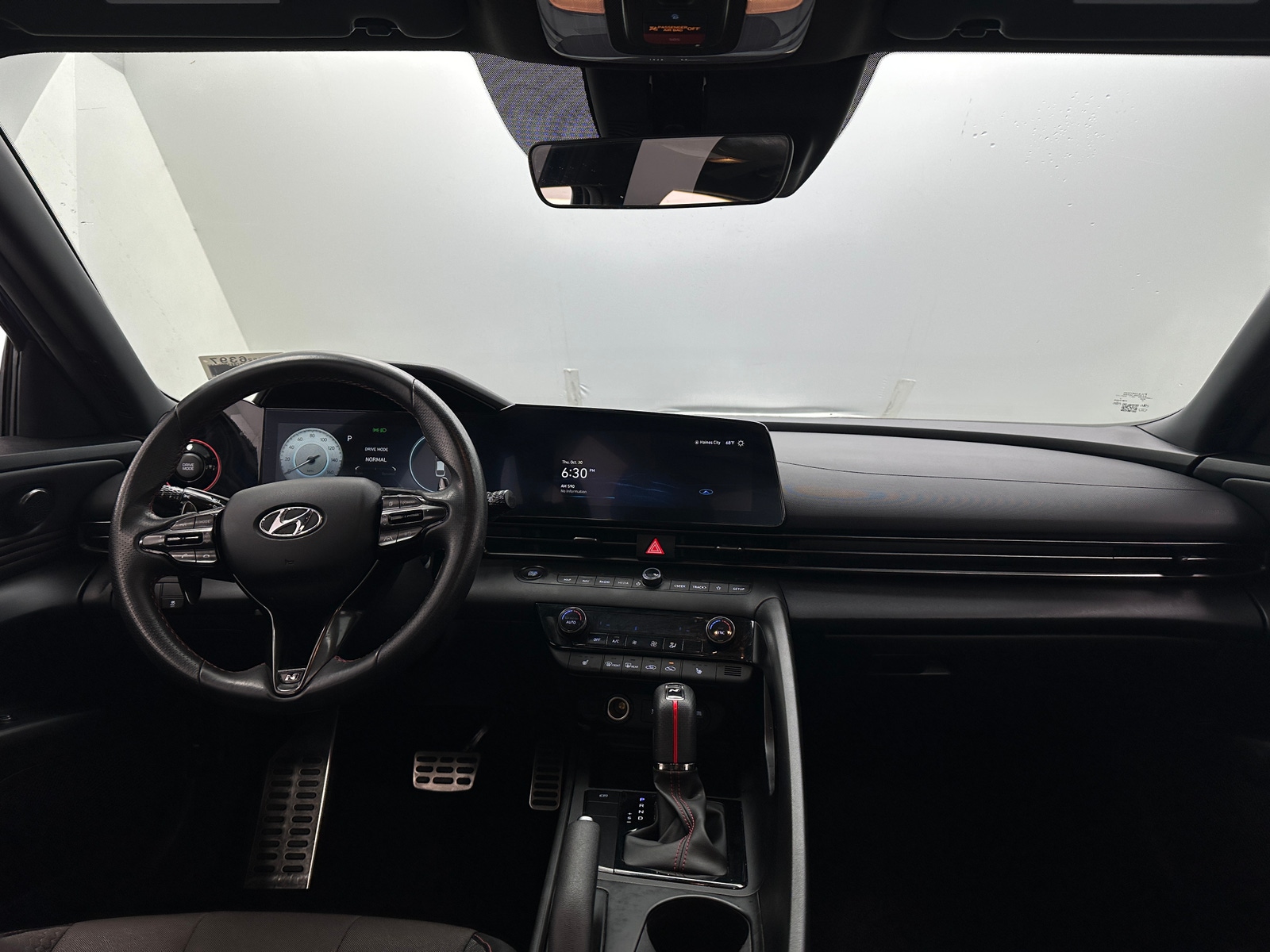 Thumbnail: 2023 Hyundai Elantra - 3