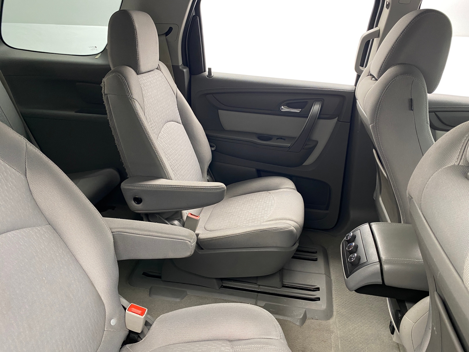 Thumbnail: 2016 GMC Acadia - 6