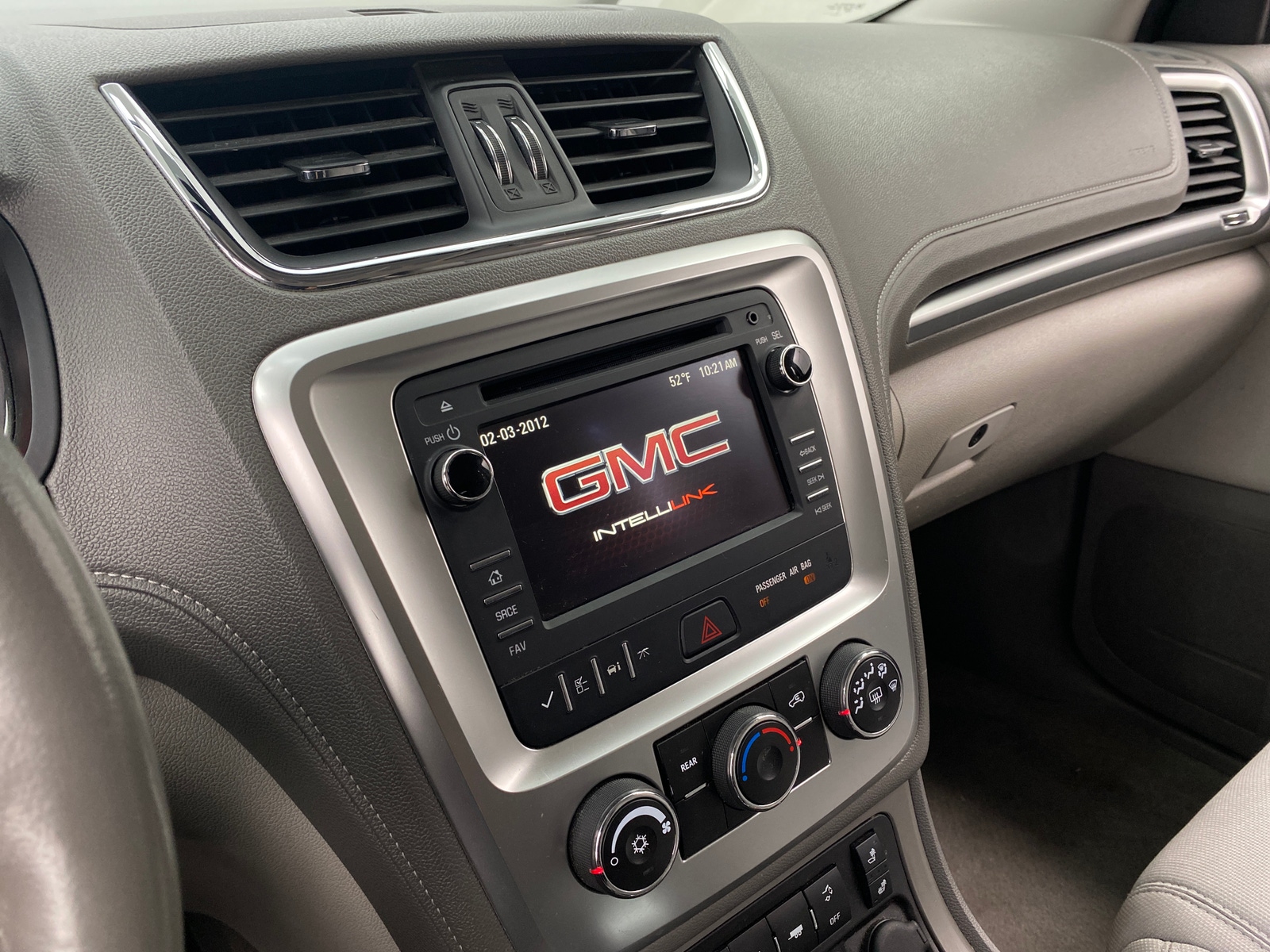 Thumbnail: 2016 GMC Acadia - 4