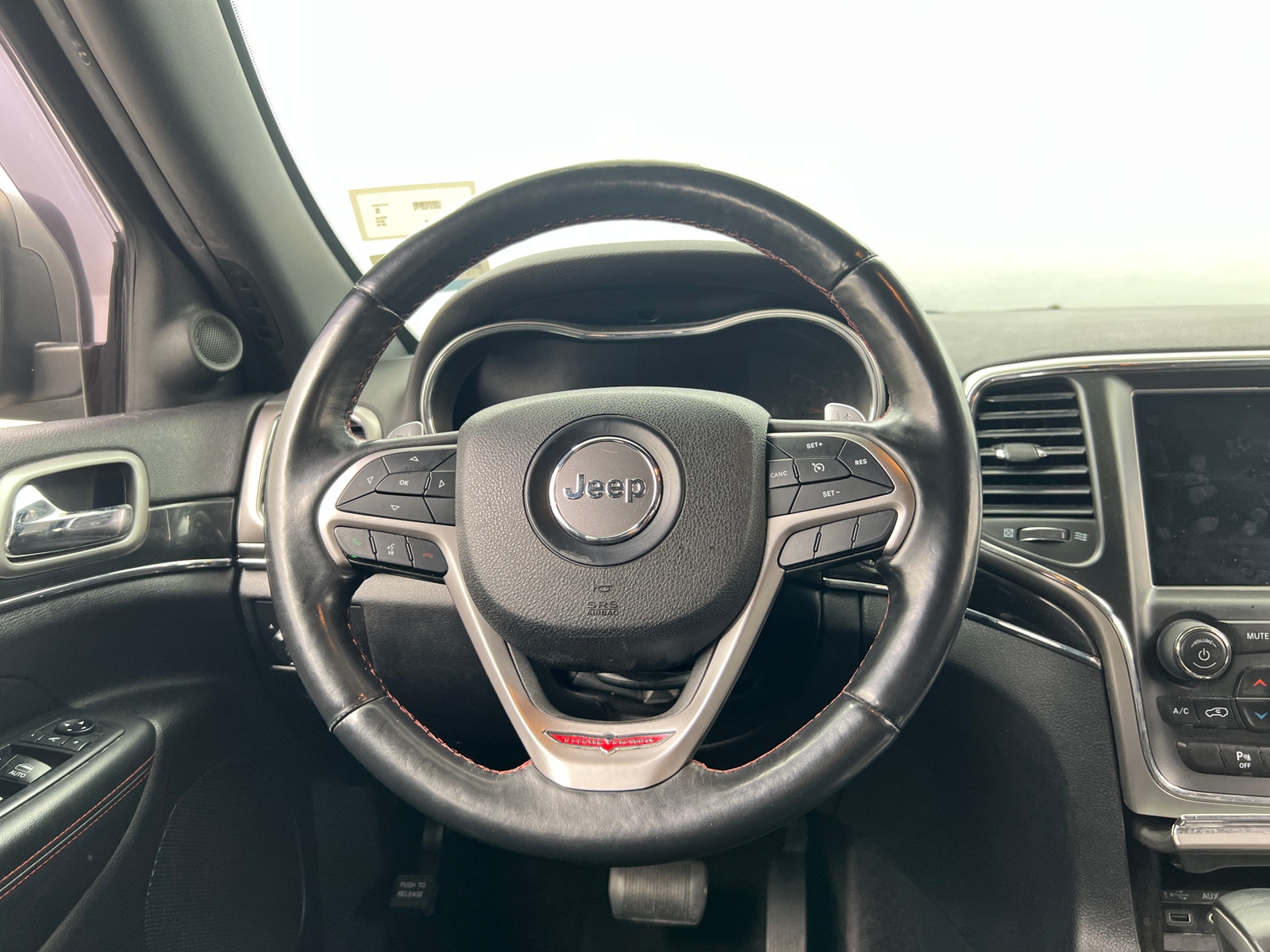 Thumbnail: 2018 Jeep Grand Cherokee - 4