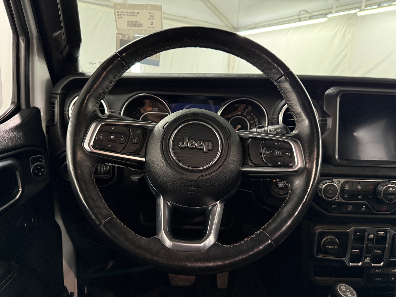 Thumbnail: 2019 Jeep Wrangler - 4