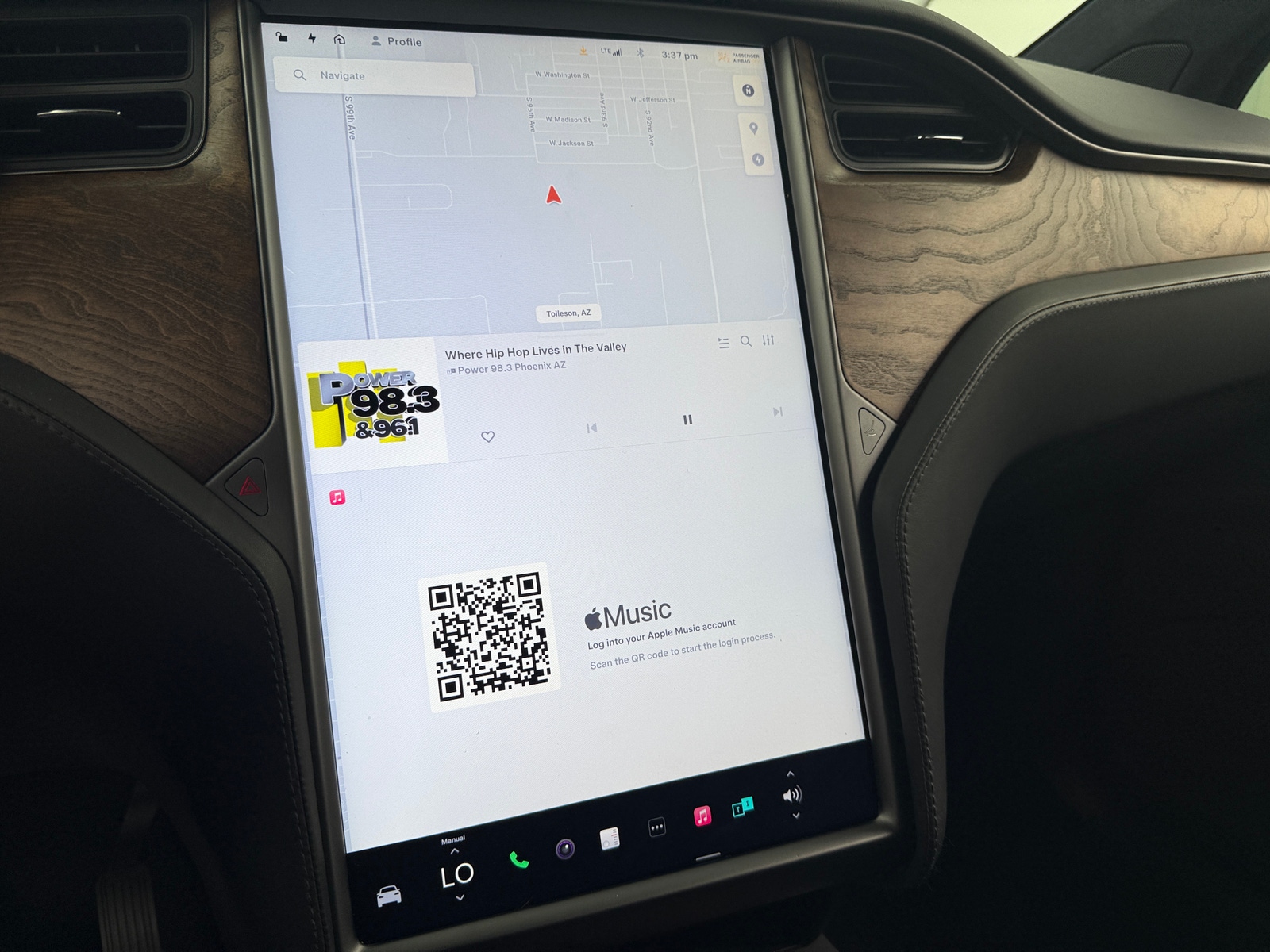 Thumbnail: 2021 Tesla Model X - 3