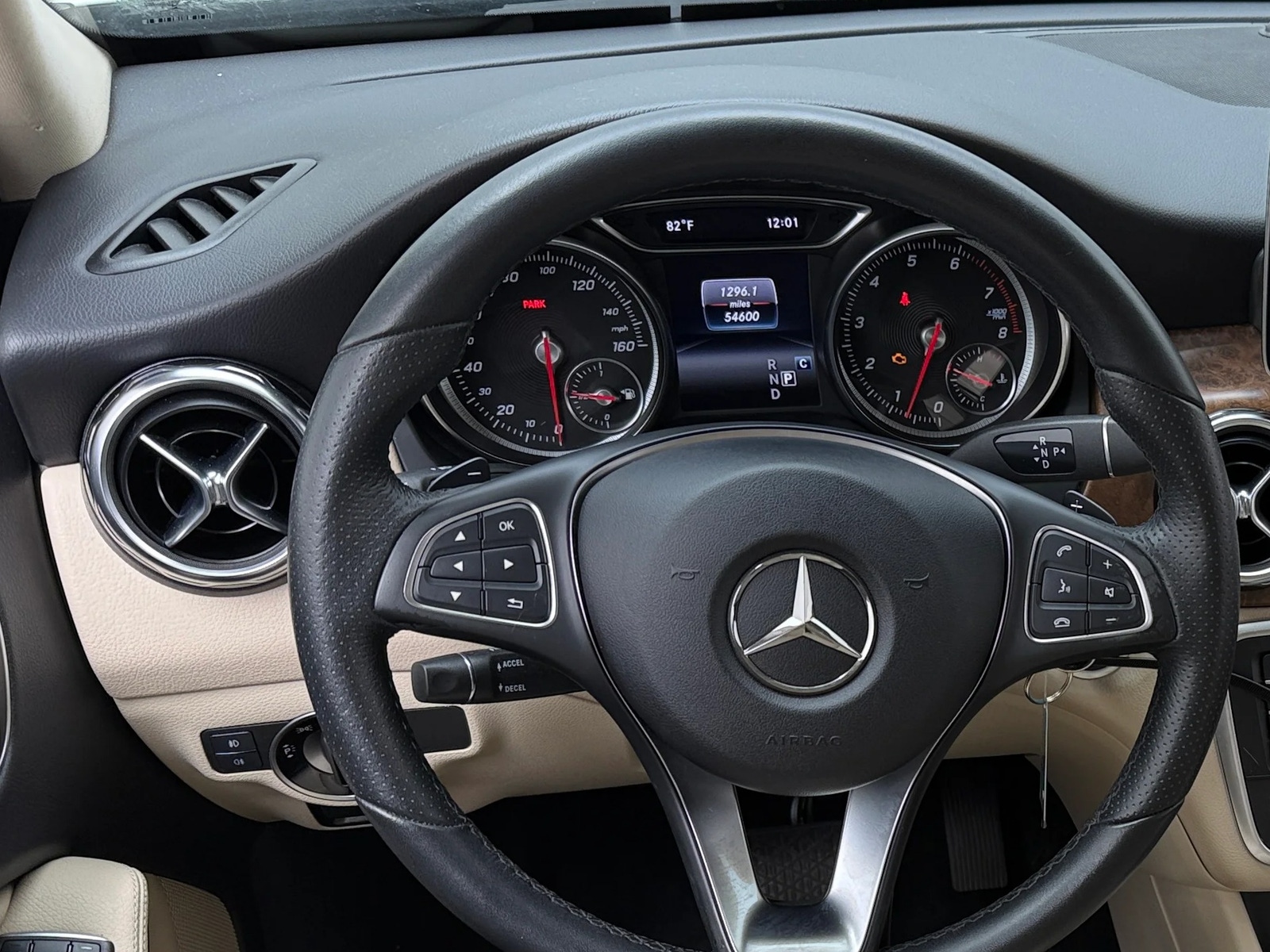 Thumbnail: 2018 Mercedes-Benz GLA - 2