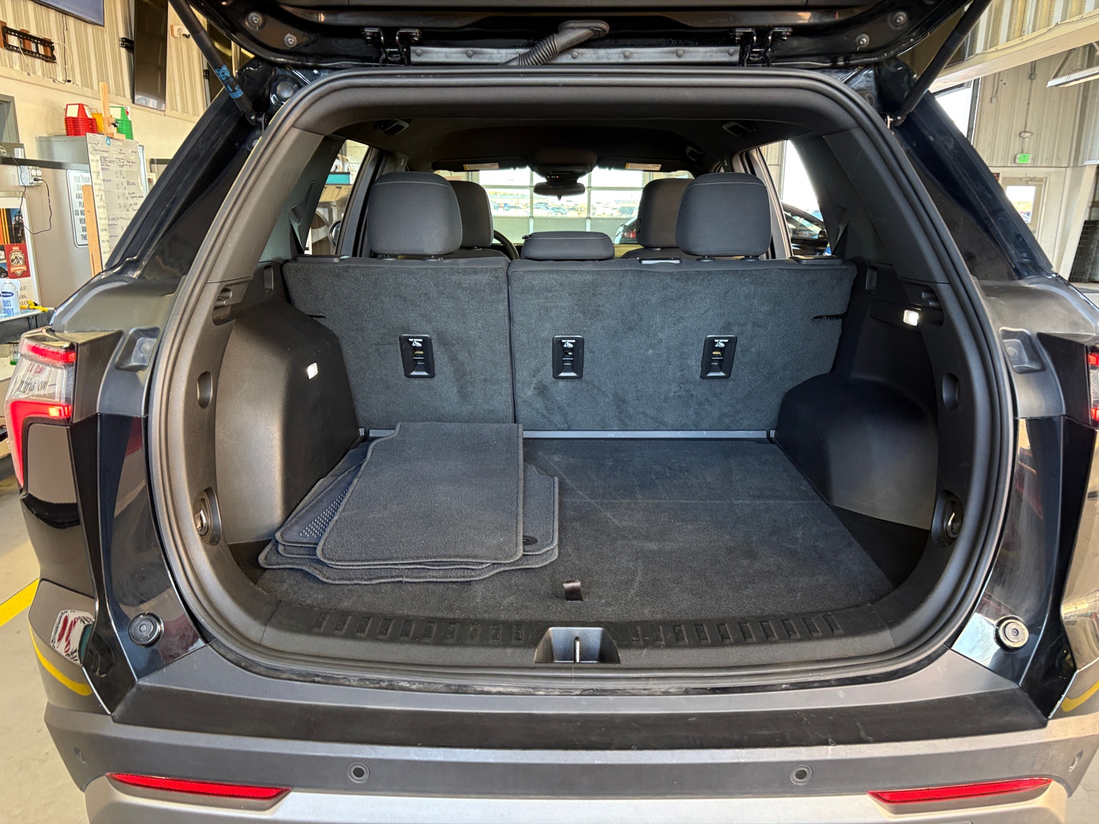 Thumbnail: 2025 Chevrolet Equinox - 7