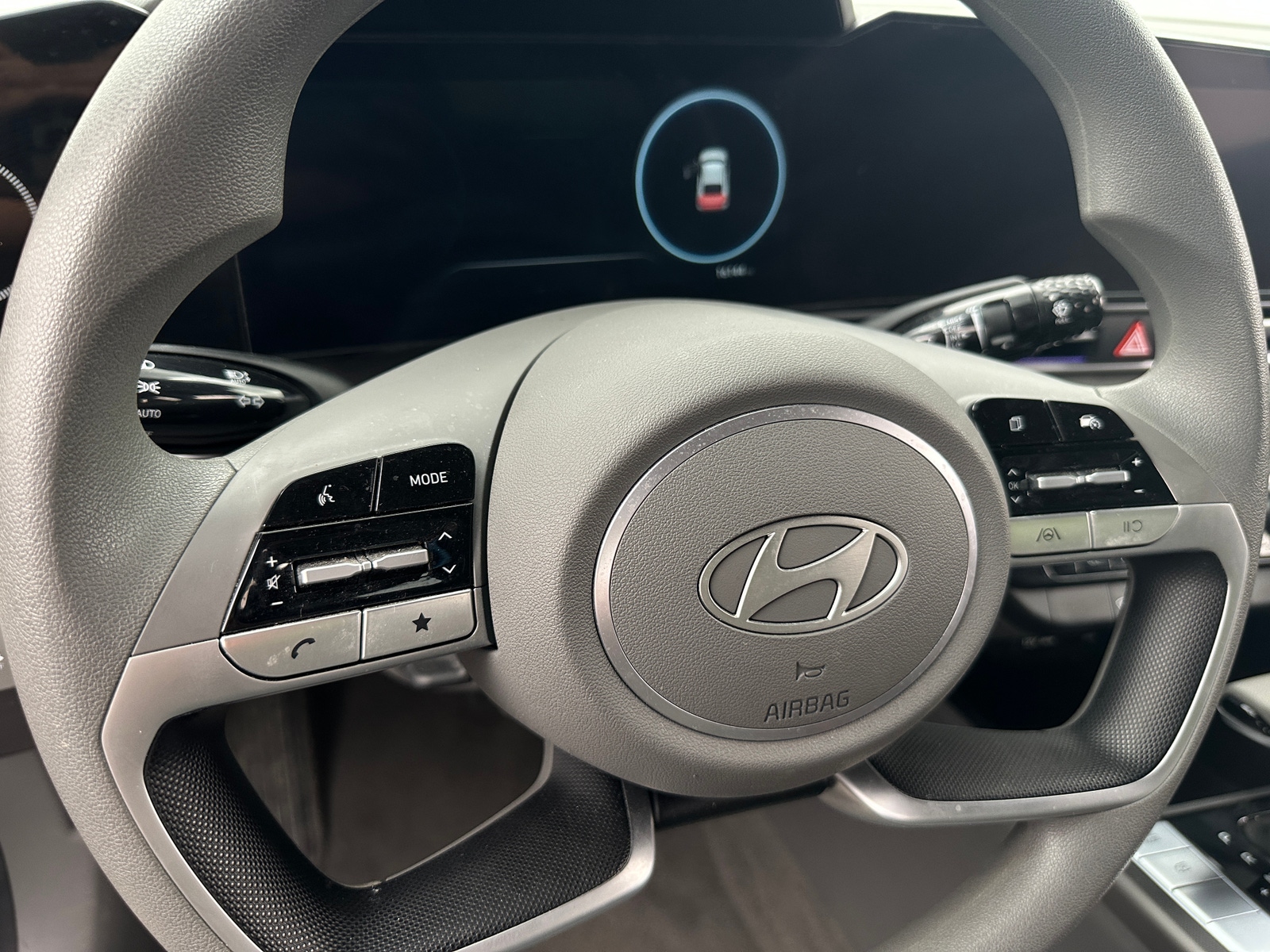 Thumbnail: 2024 Hyundai Elantra - 5