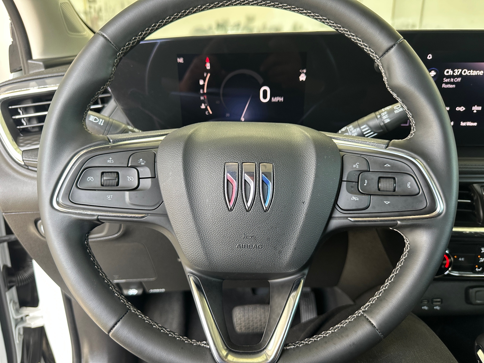 Thumbnail: 2025 Buick Encore GX - 5