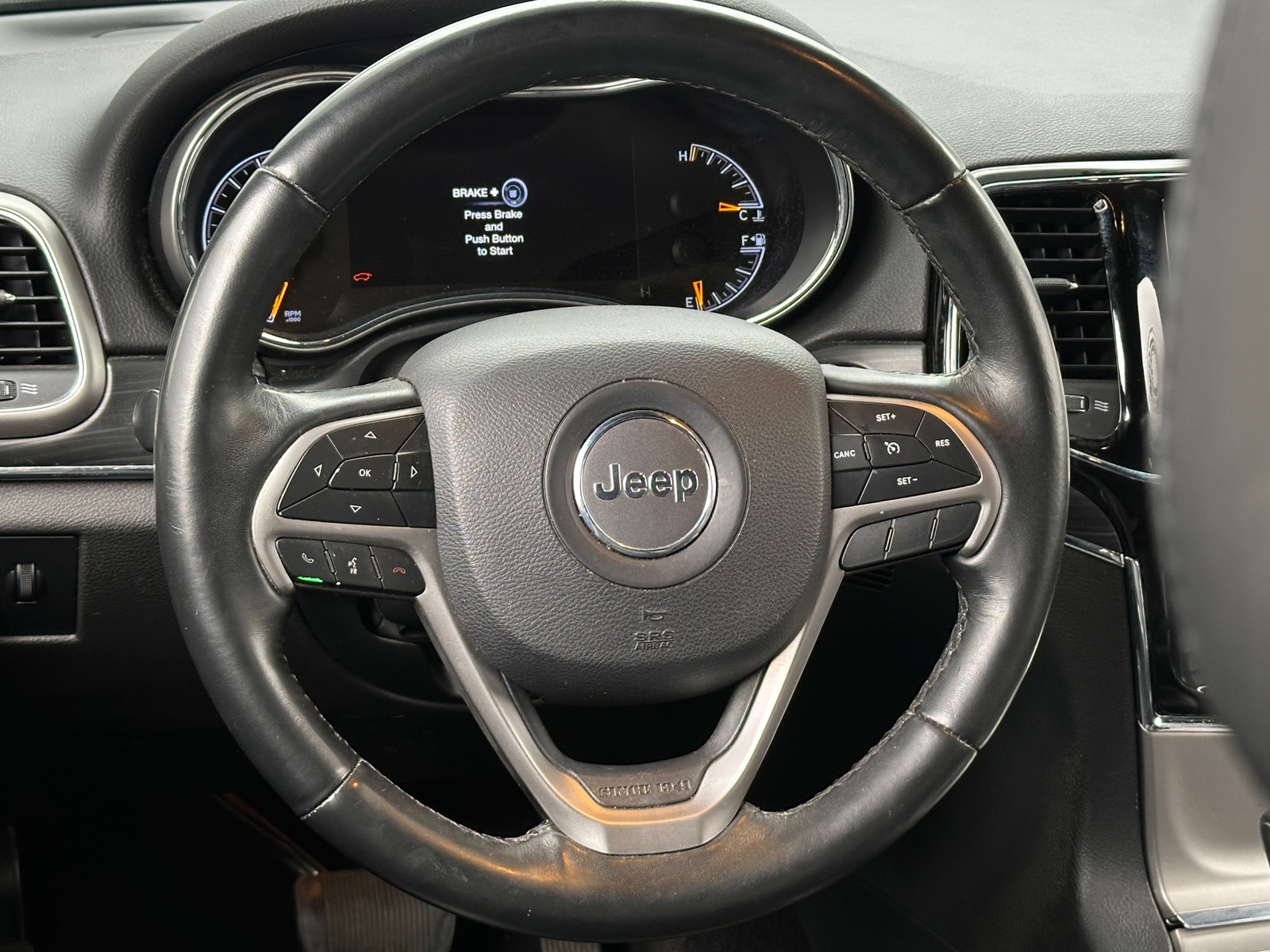 Thumbnail: 2019 Jeep Grand Cherokee - 4