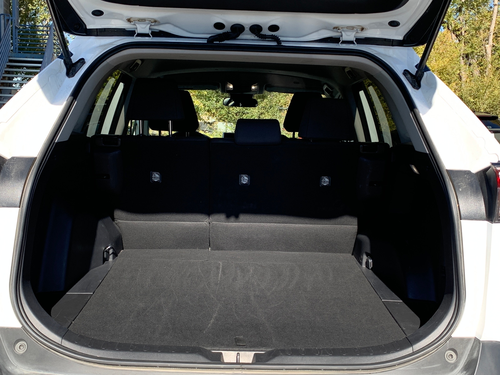 Thumbnail: 2025 Toyota RAV4 - 6