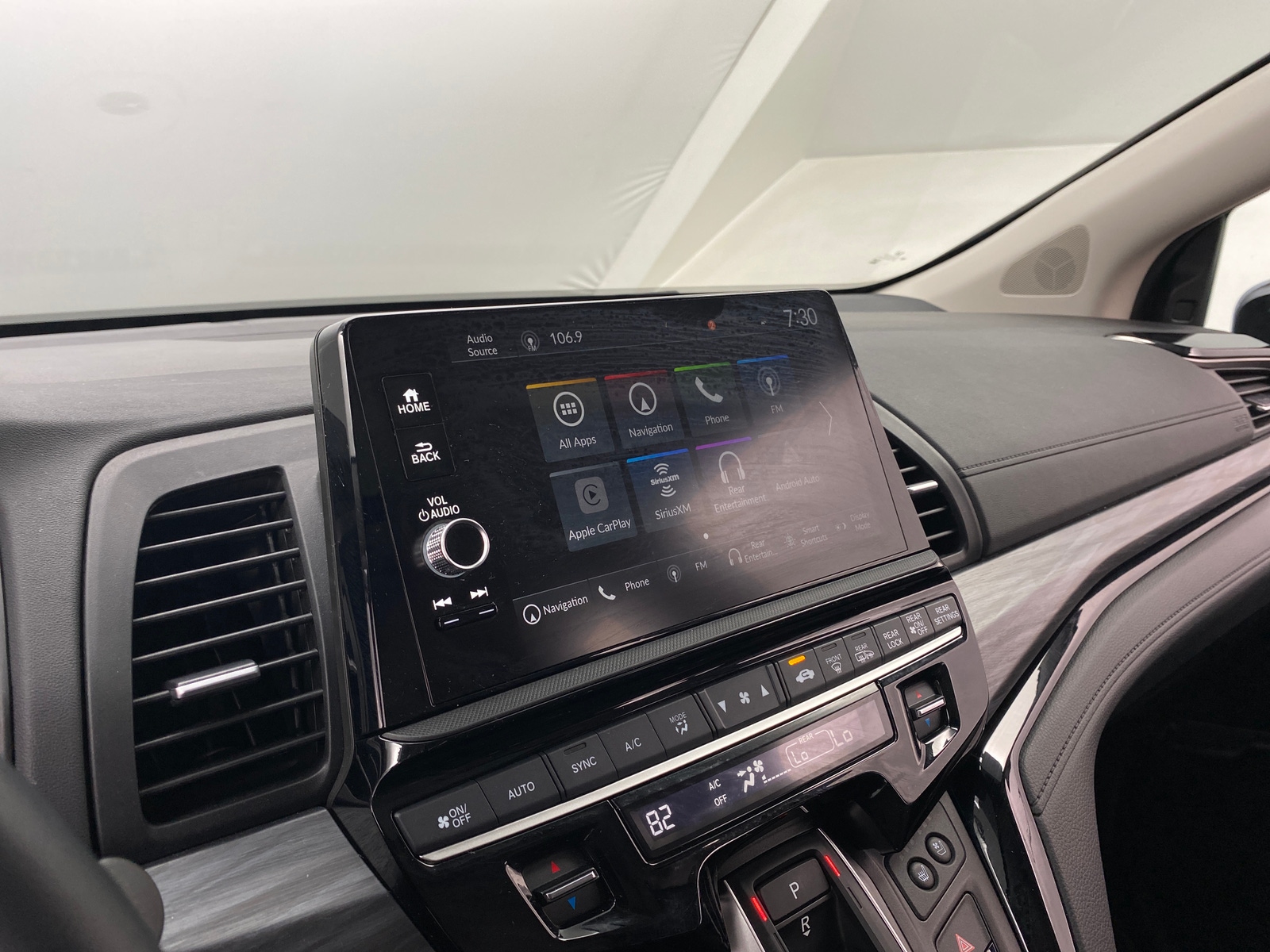 Thumbnail: 2025 Honda Odyssey - 3