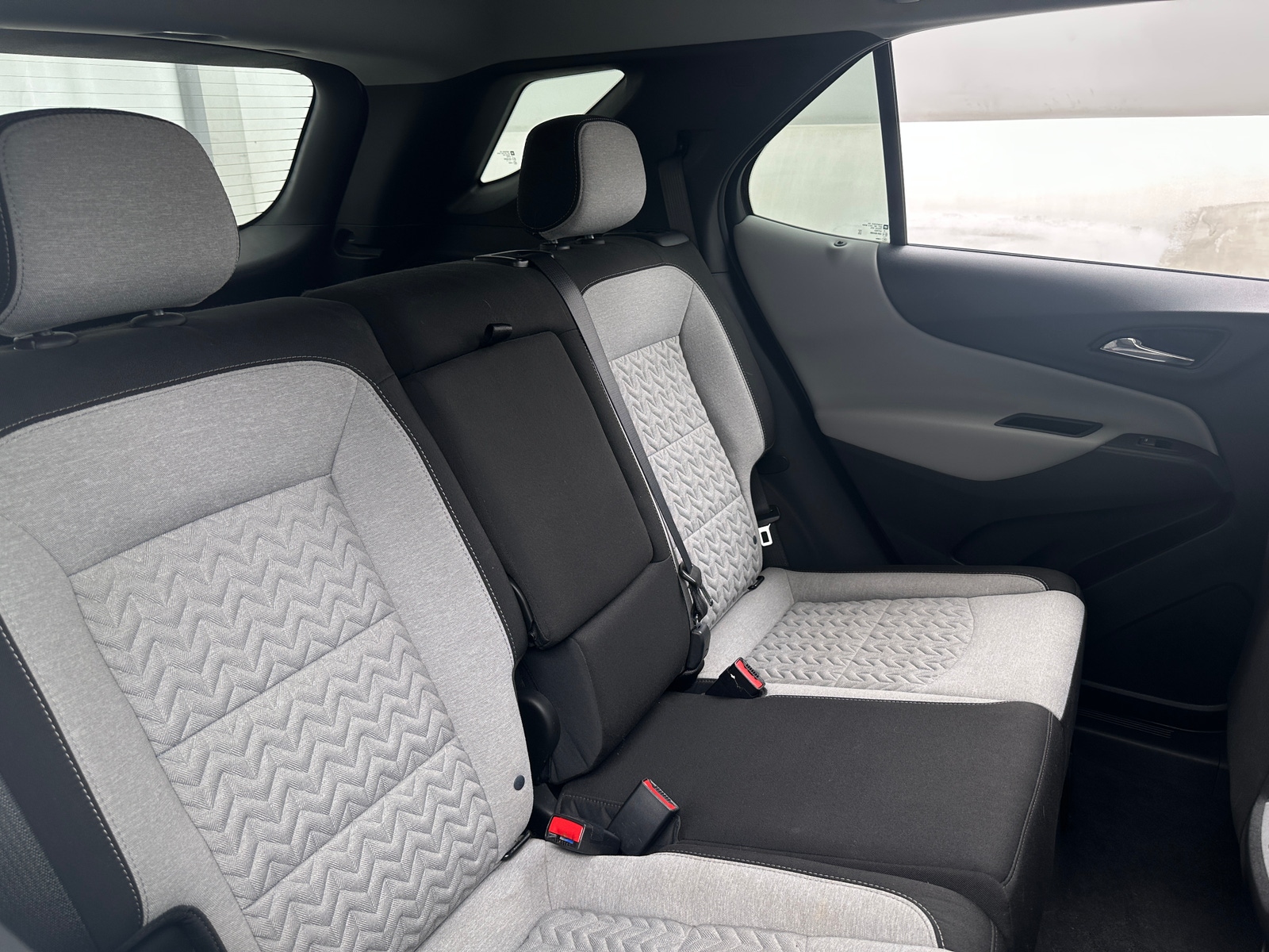 Thumbnail: 2022 Chevrolet Equinox - 6