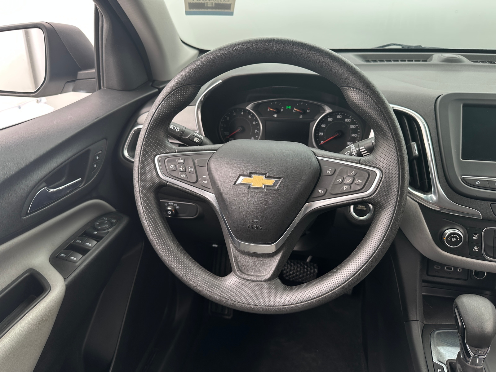 Thumbnail: 2022 Chevrolet Equinox - 5