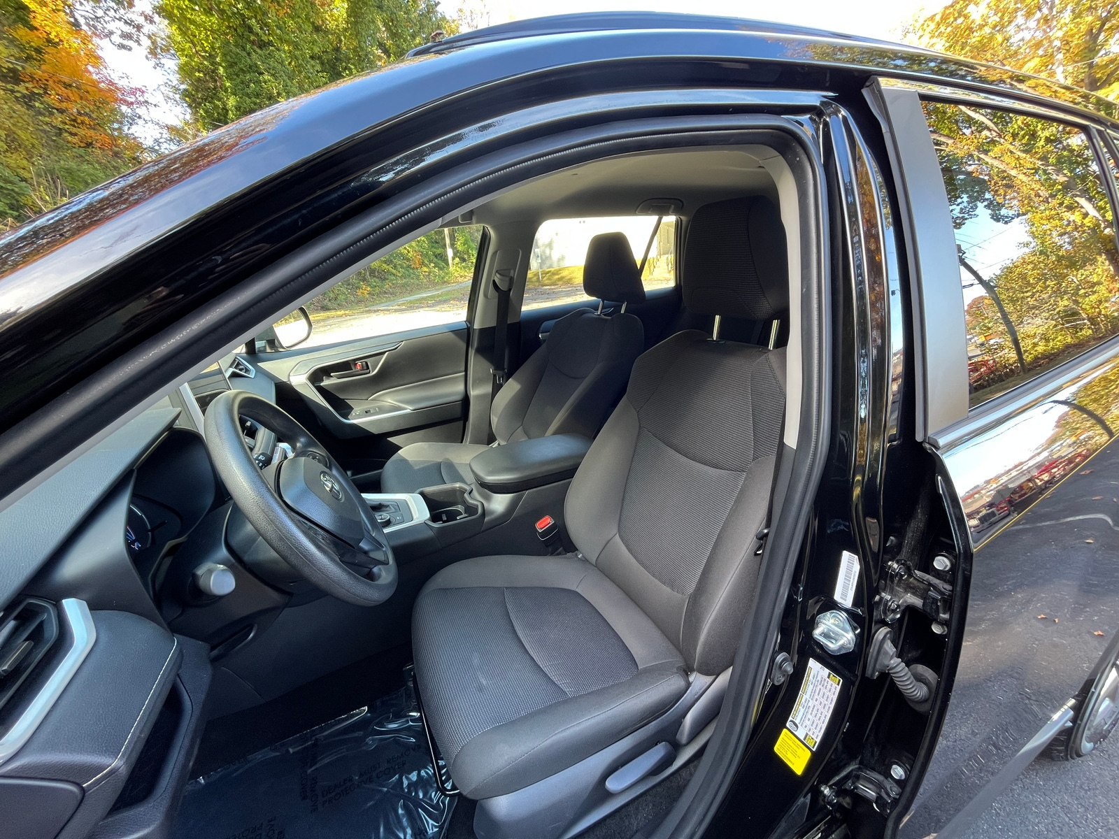 Thumbnail: 2025 Toyota RAV4 - 2