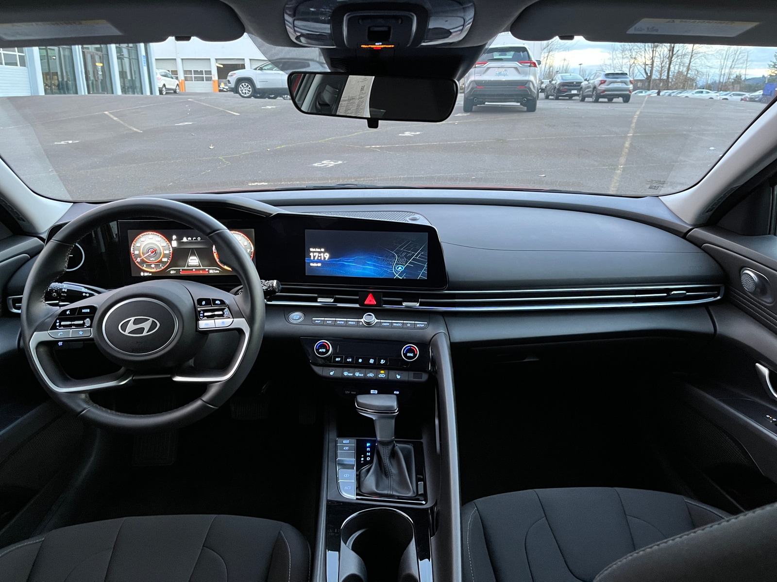 Thumbnail: 2025 Hyundai Elantra - 3