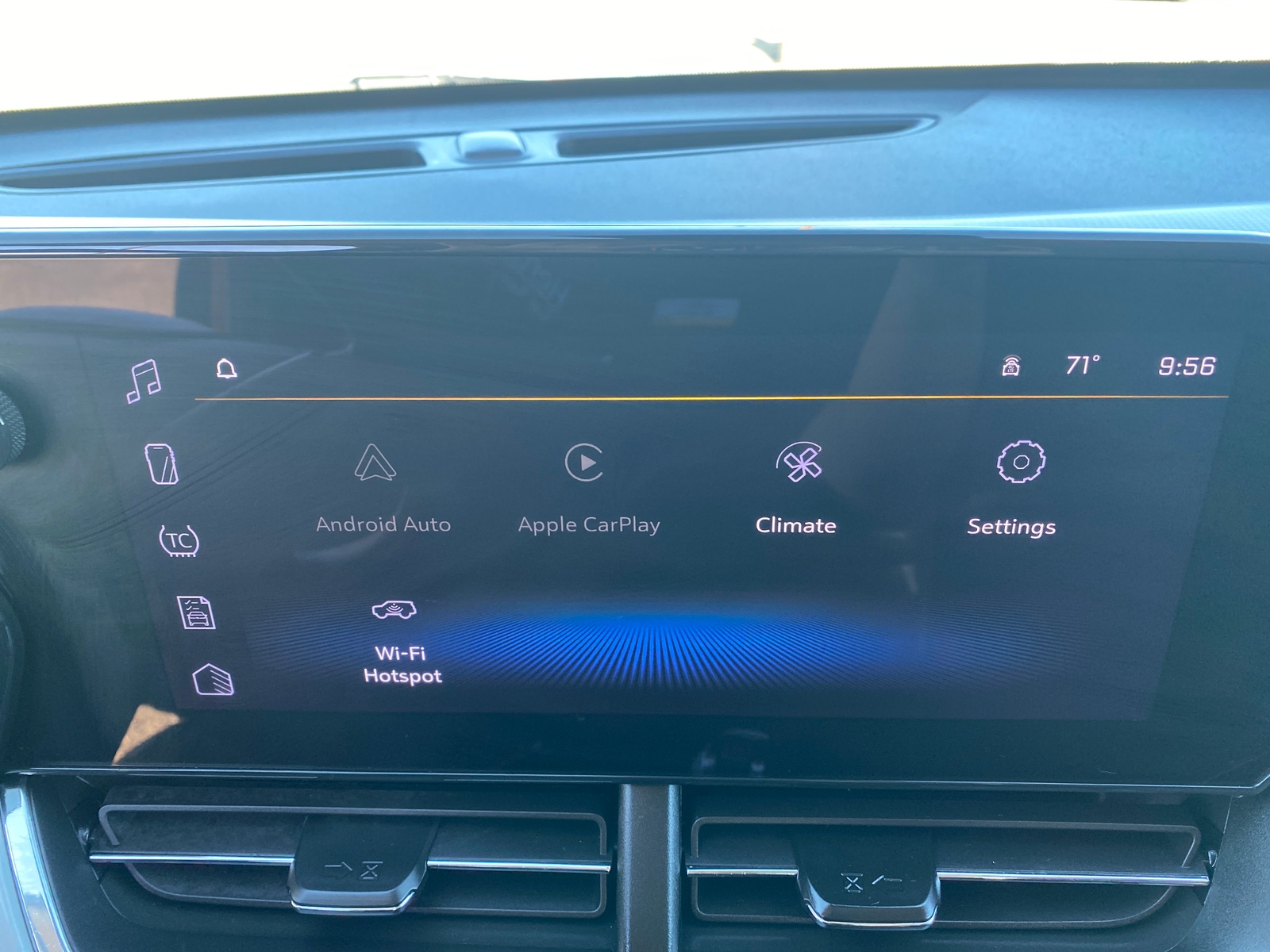 Thumbnail: 2025 Chevrolet Trax - 4