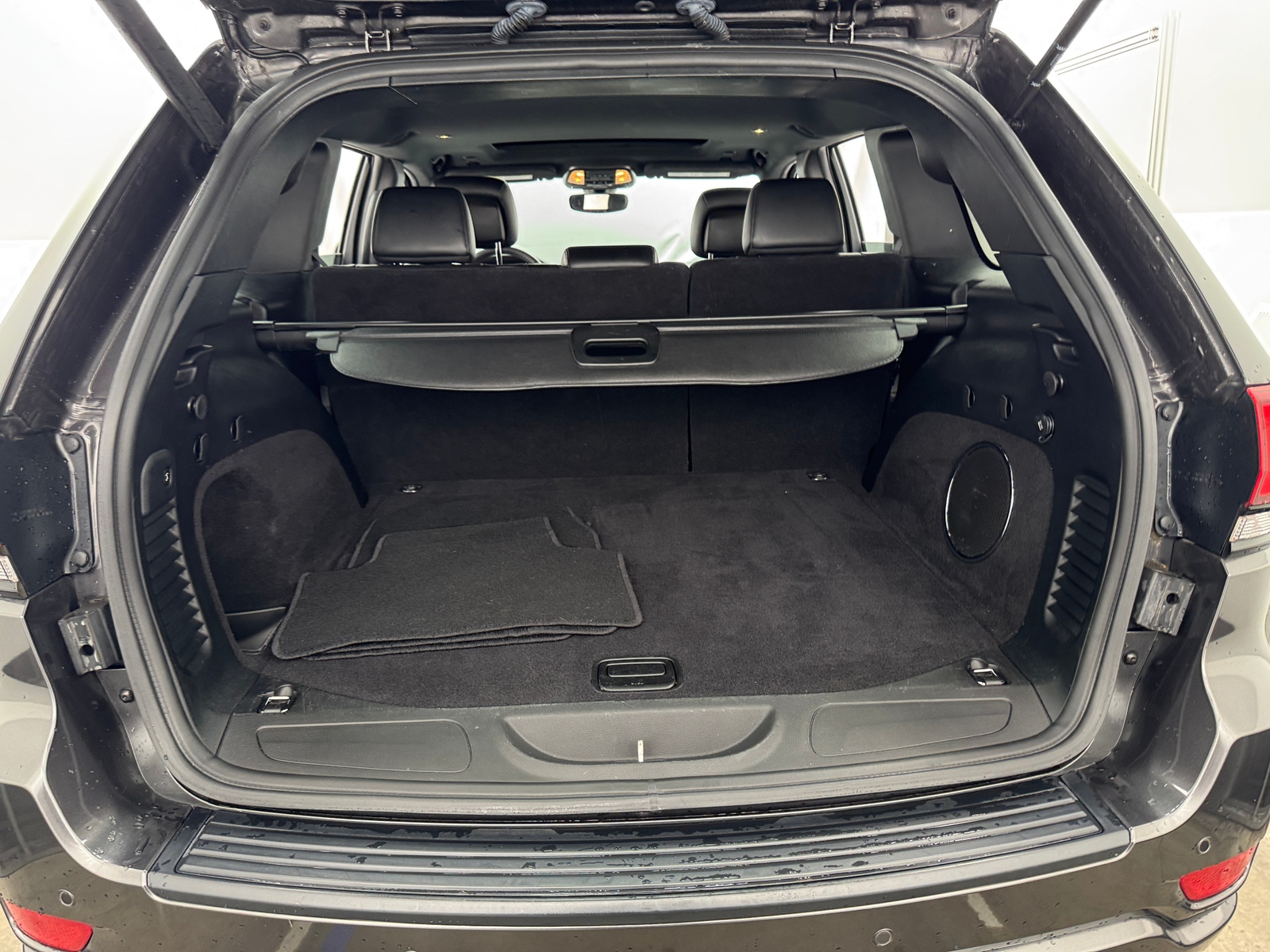 Thumbnail: 2019 Jeep Grand Cherokee - 7